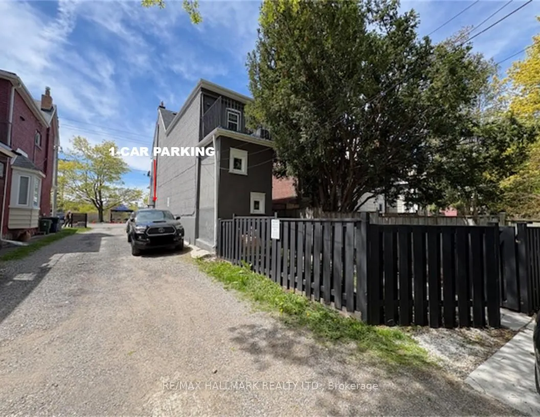 Photo 22 of Unit Upper, 155 Greenwood Avenue, Toronto, Greenwood-Coxwell — HOMEH