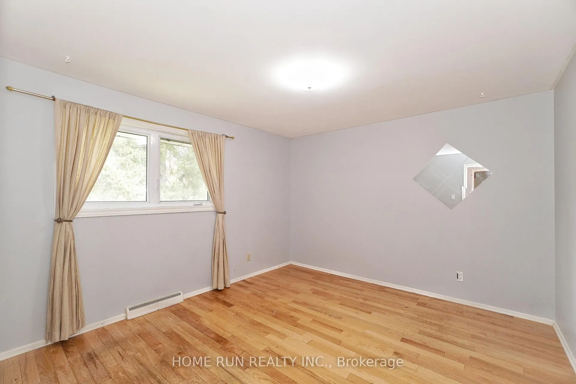 Photo 22 of 979 Blair Road, Ottawa, Cardinal Heights — HOMEH
