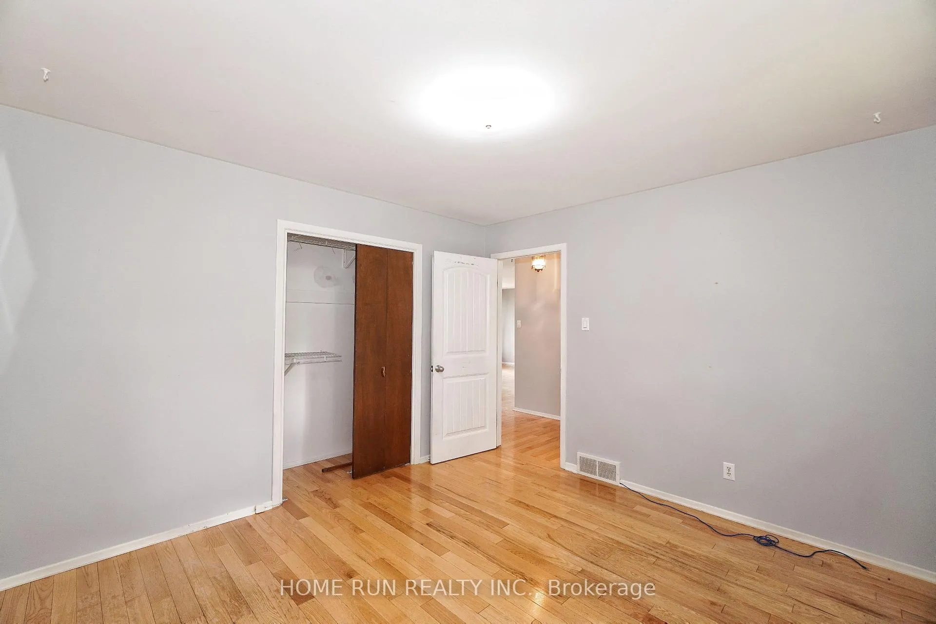 Photo 23 of 979 Blair Road, Ottawa, Cardinal Heights — HOMEH