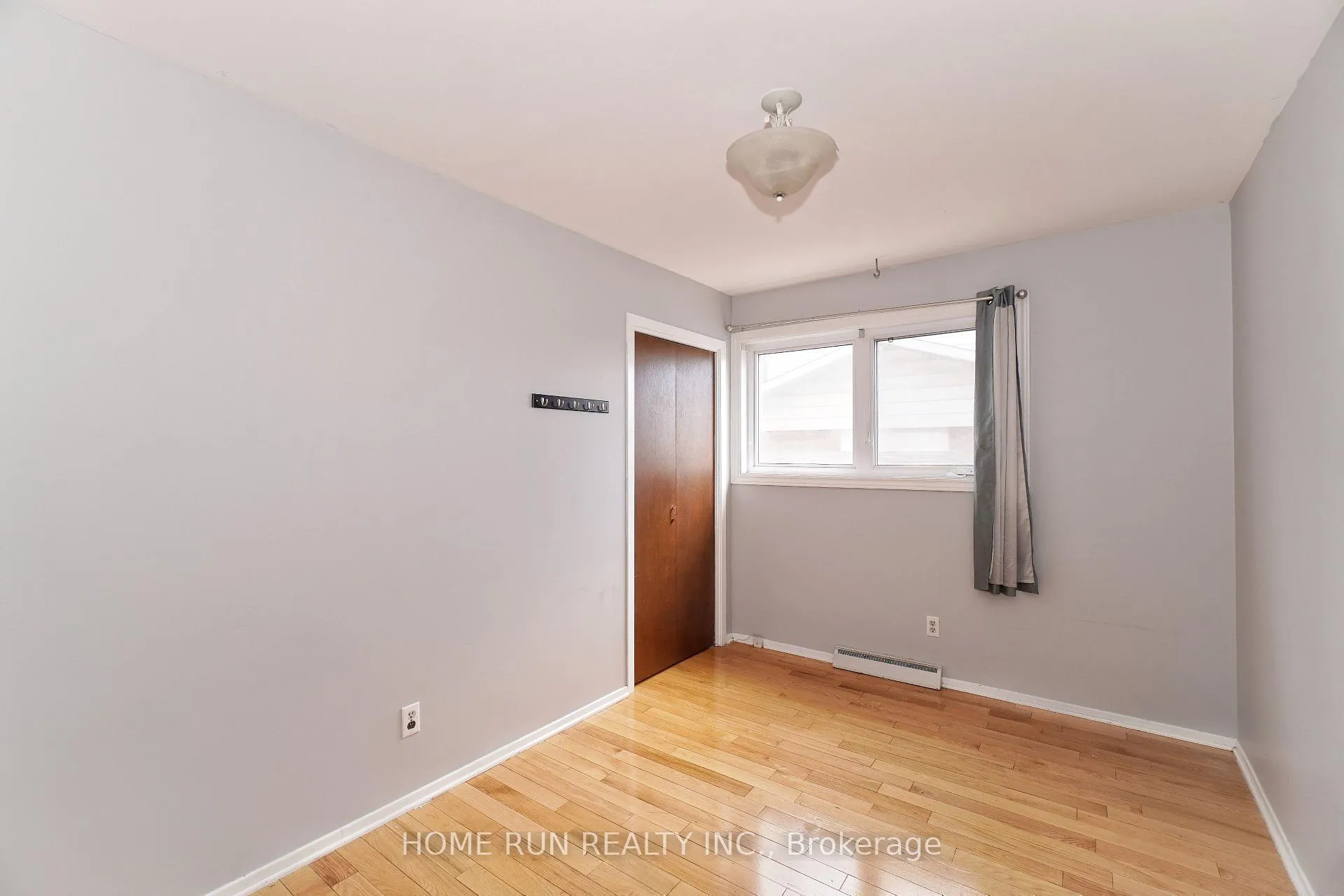 Photo 24 of 979 Blair Road, Ottawa, Cardinal Heights — HOMEH