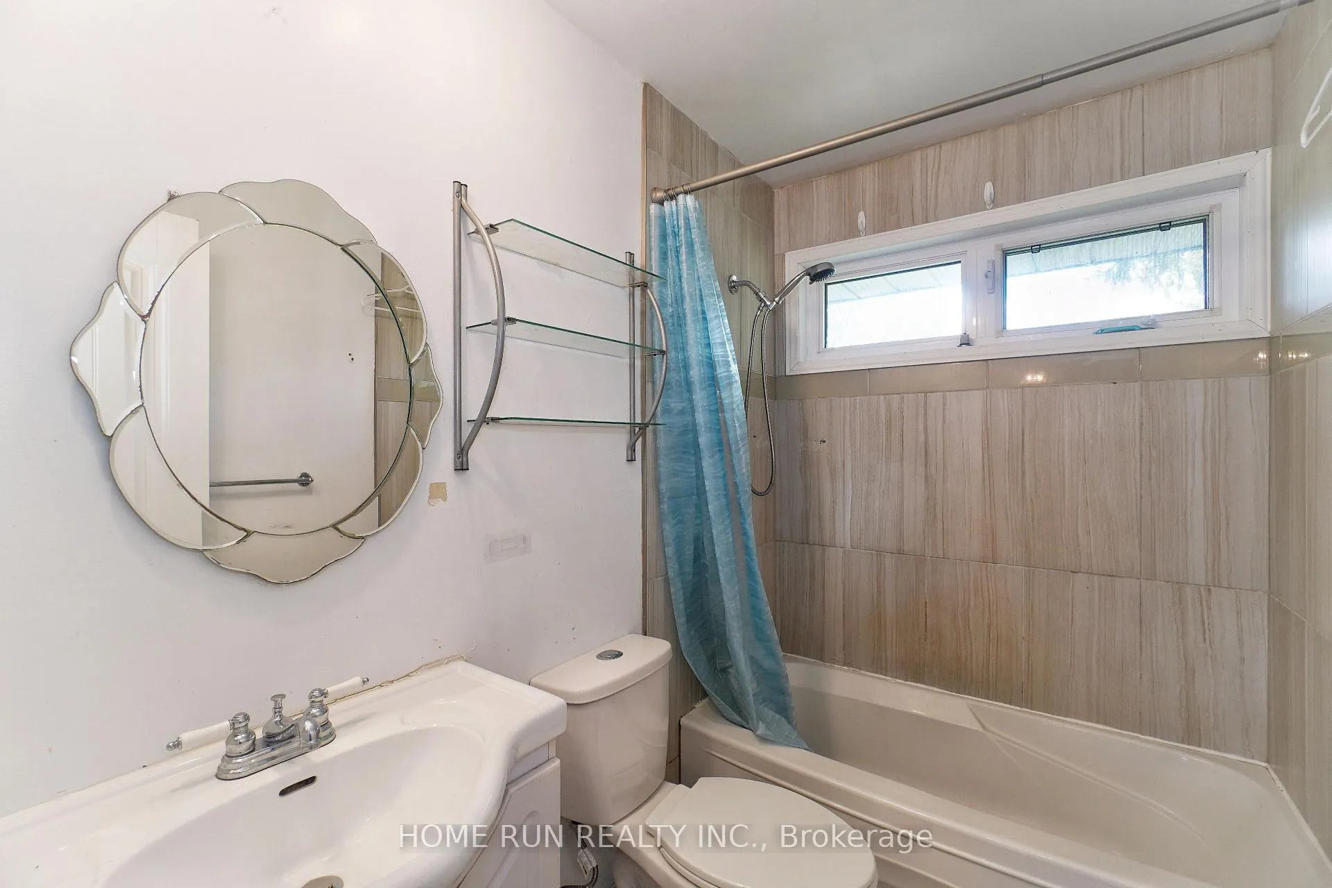 Photo 28 of 979 Blair Road, Ottawa, Cardinal Heights — HOMEH