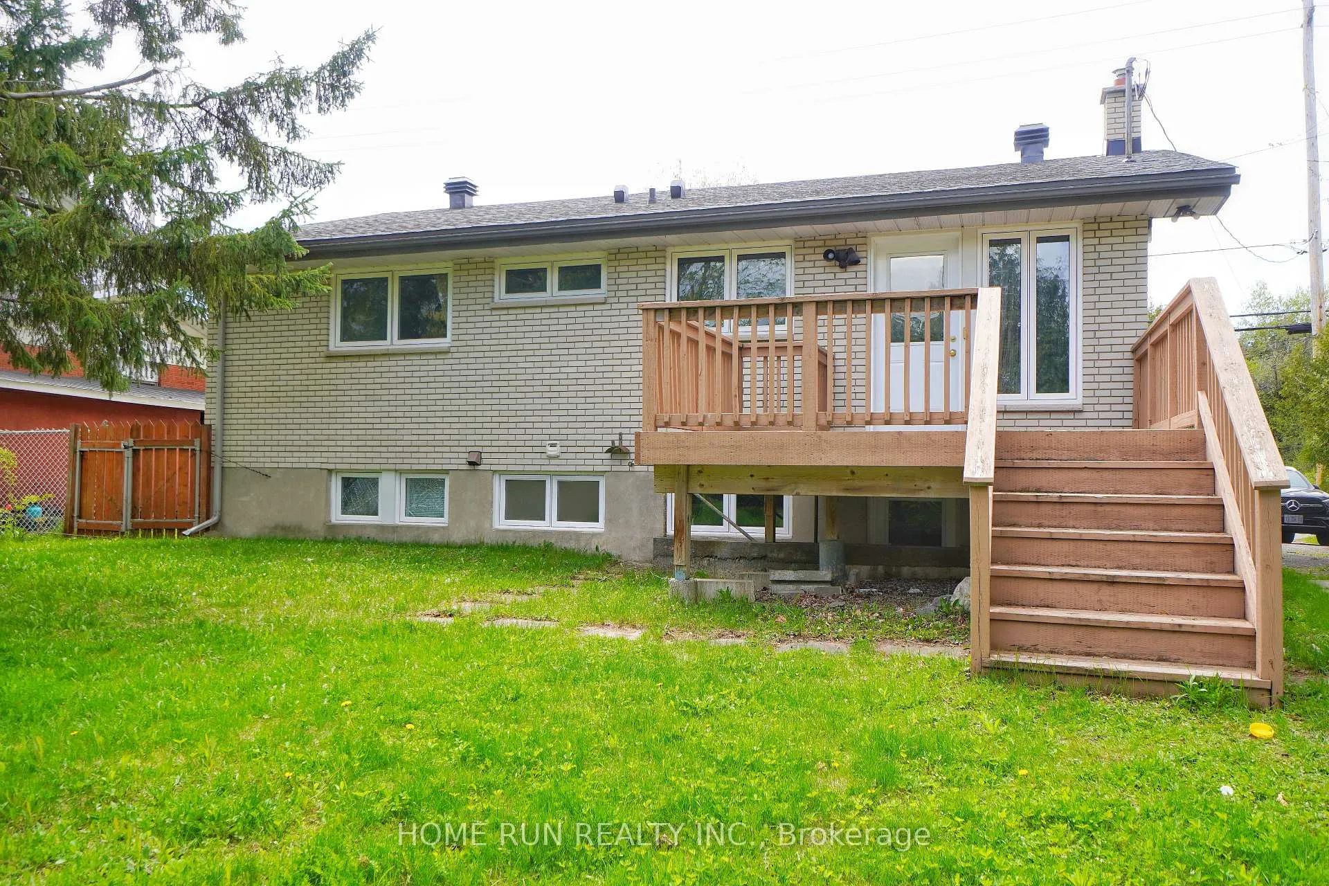 Photo 39 of 979 Blair Road, Ottawa, Cardinal Heights — HOMEH