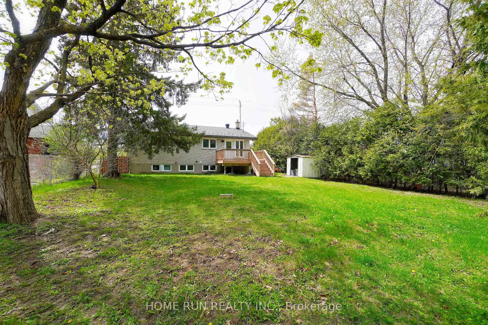 Photo 40 of 979 Blair Road, Ottawa, Cardinal Heights — HOMEH