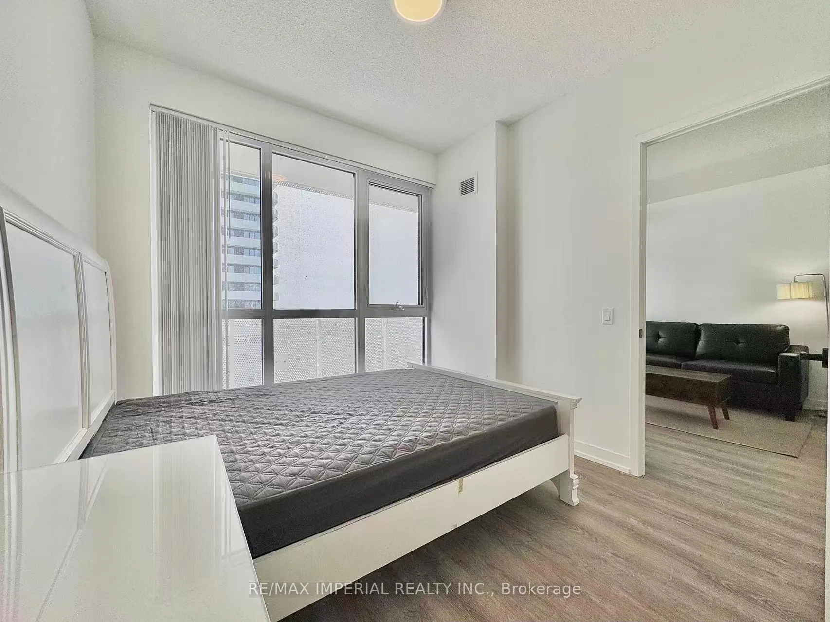 Photo 8 of Unit 1901, 8 Interchange Way, Vaughan, Vaughan Corporate Centre — HOMEH