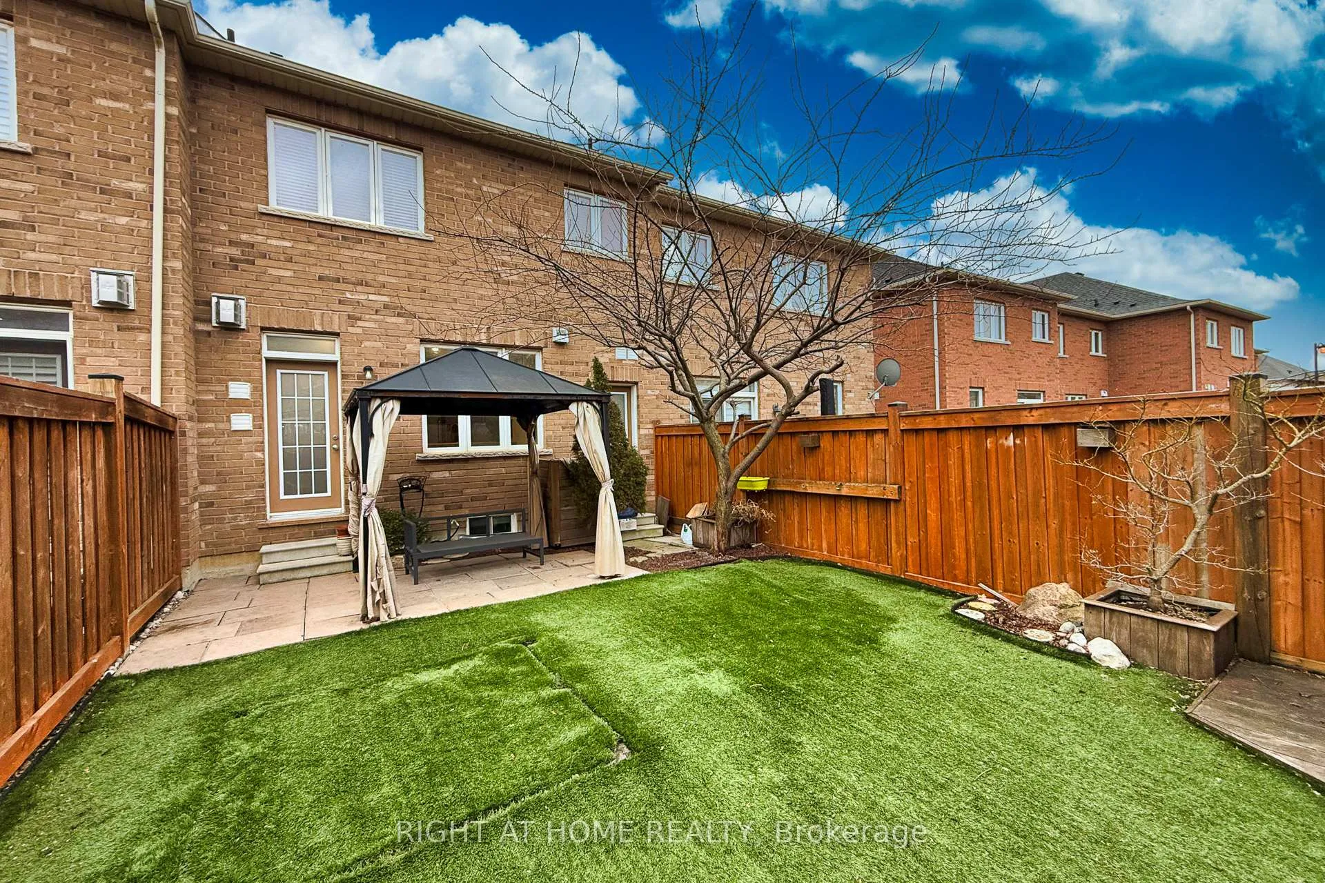 Photo 3 of 15 Munch Place, Milton, Willmott — HOMEH
