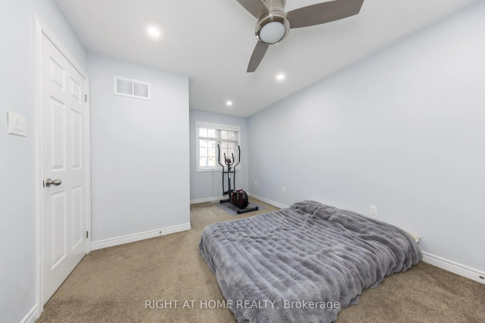 Photo 10 of 15 Munch Place, Milton, Willmott — HOMEH