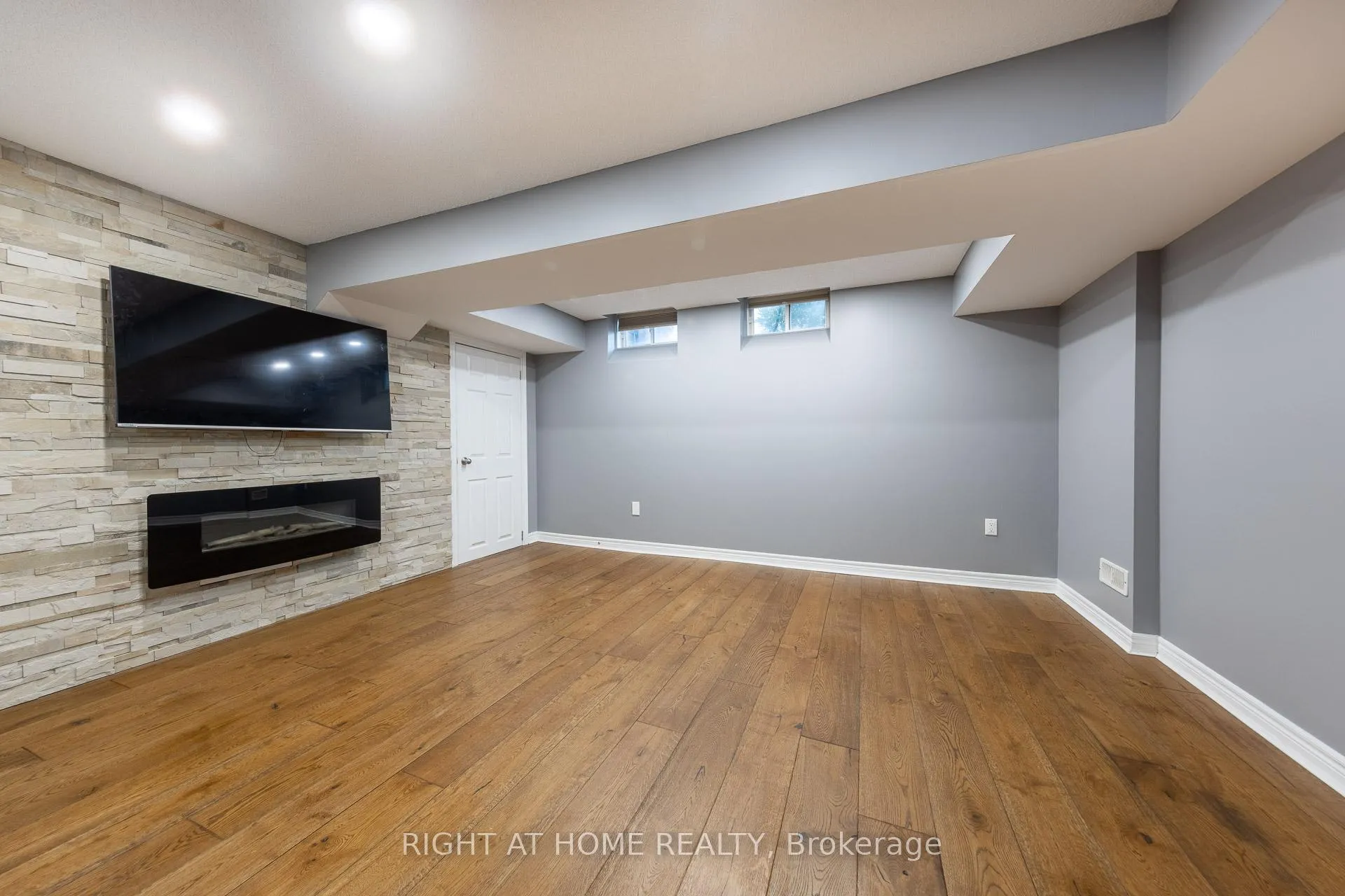 Photo 15 of 15 Munch Place, Milton, Willmott — HOMEH