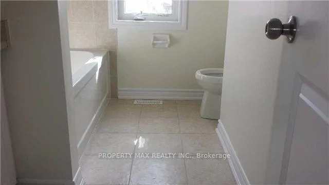 Photo 8 of 80 Diana Drive, Orillia — HOMEH