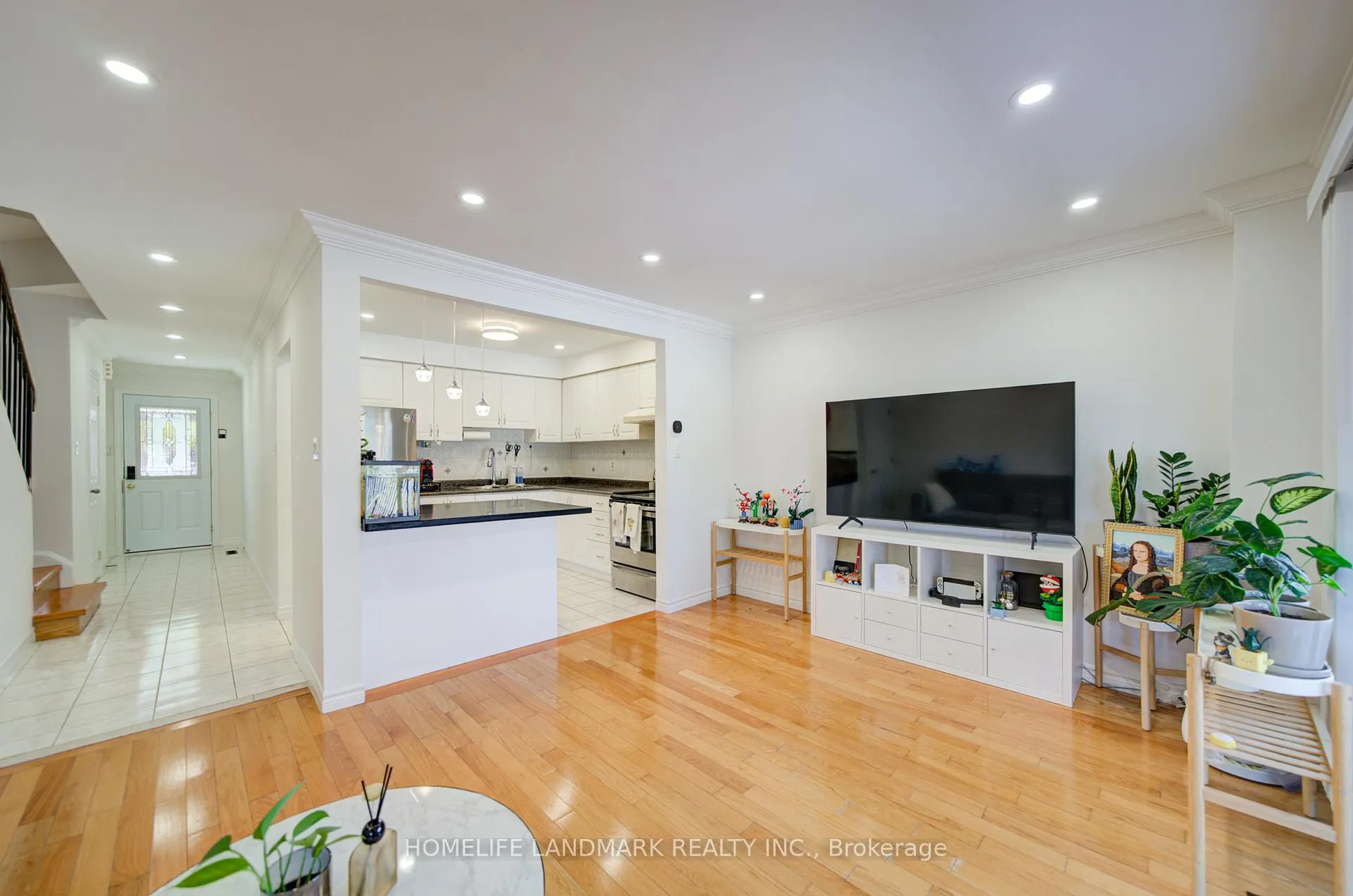Photo 7 of 44 Duxford Crescent, Markham, Milliken Mills East — HOMEH