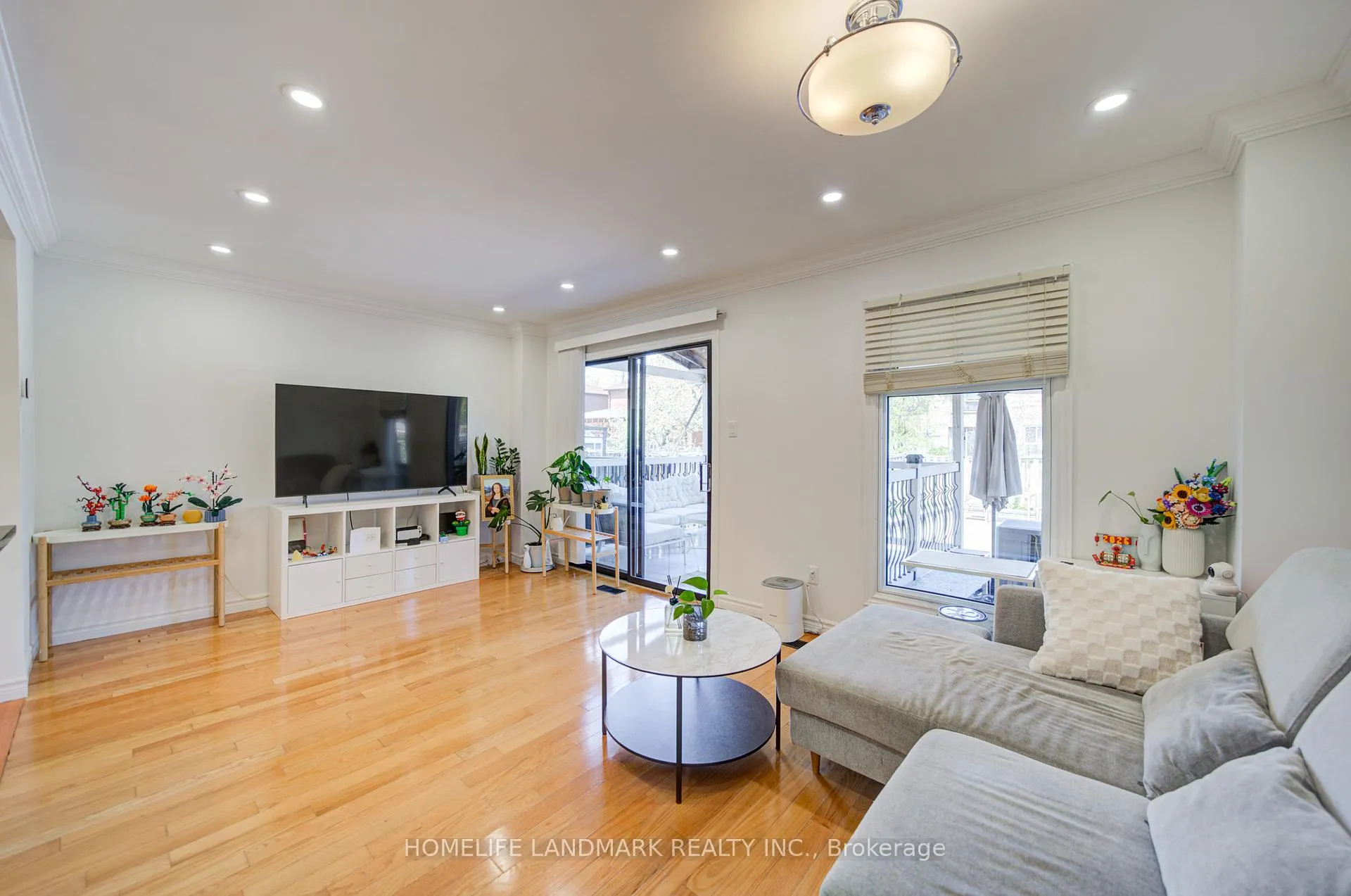 Photo 10 of 44 Duxford Crescent, Markham, Milliken Mills East — HOMEH