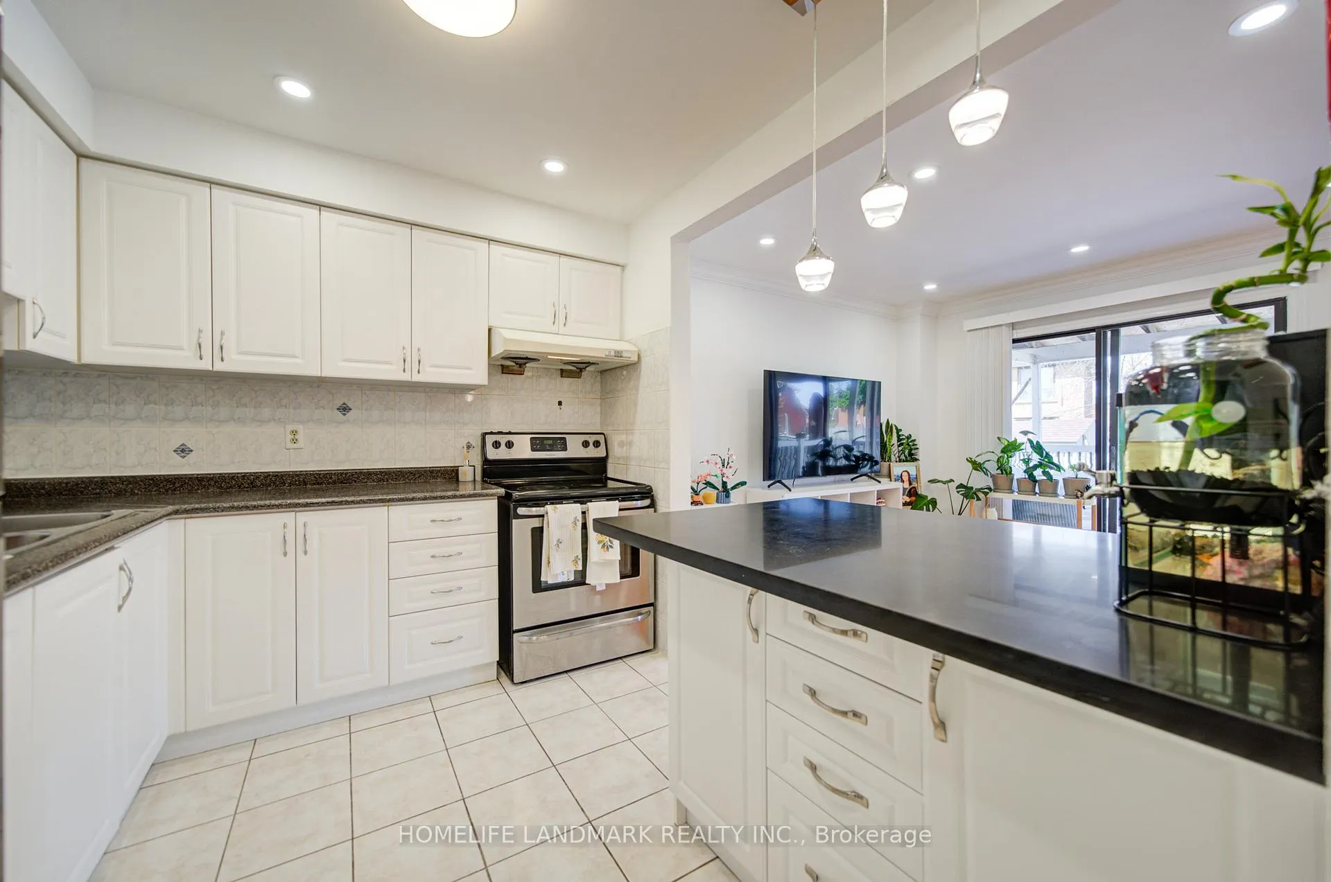 Photo 13 of 44 Duxford Crescent, Markham, Milliken Mills East — HOMEH