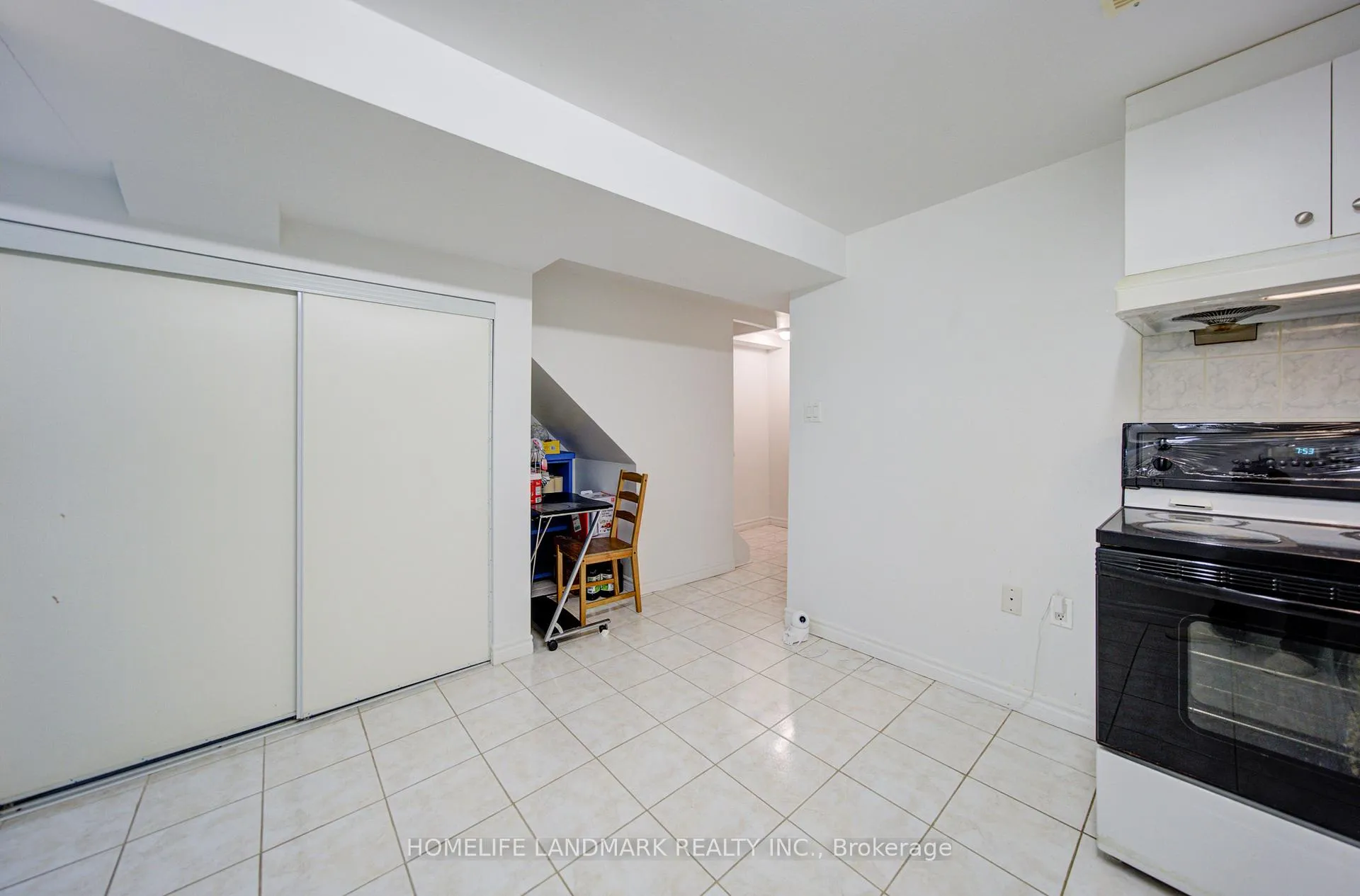 Photo 28 of 44 Duxford Crescent, Markham, Milliken Mills East — HOMEH
