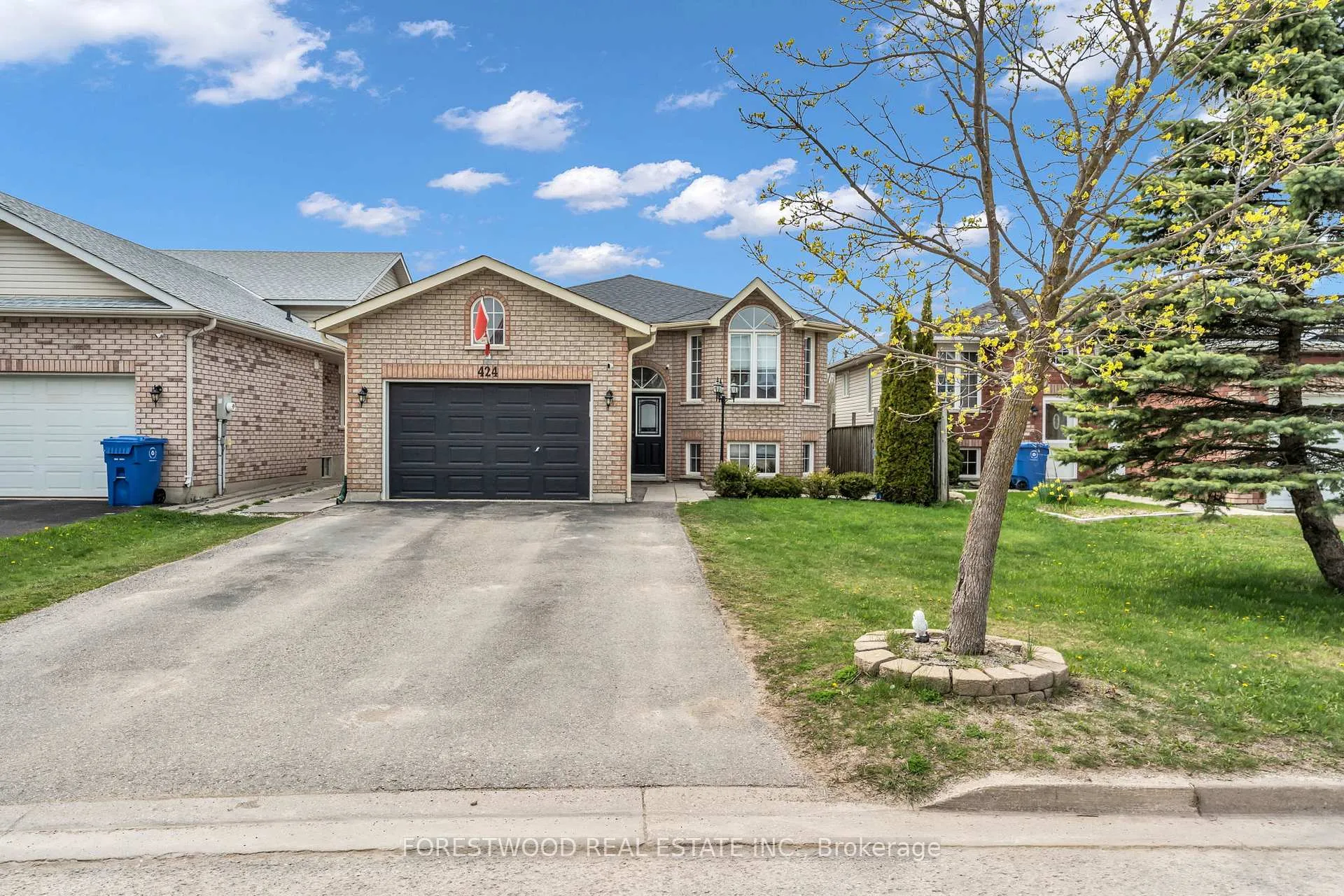Photo 1 of 424 Simon Street, Shelburne — HOMEH