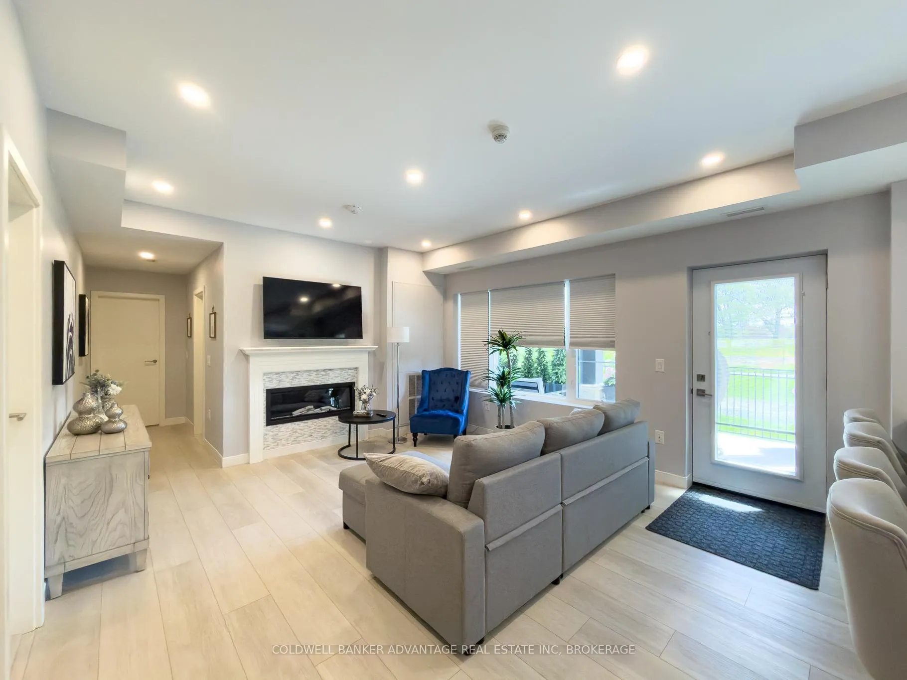Photo 10 of Unit 104, 119 Lincoln Street, Welland, Broadway — HOMEH