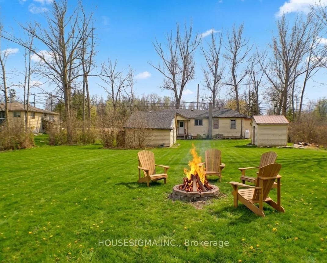 Photo 4 of 8892 Beachwood Road, Wasaga Beach — HOMEH