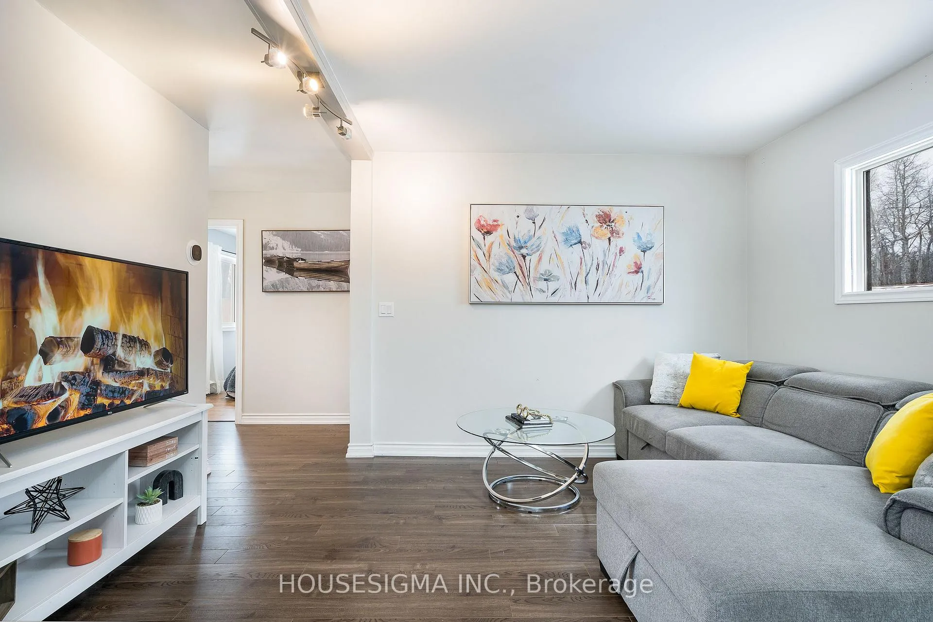 Photo 11 of 8892 Beachwood Road, Wasaga Beach — HOMEH