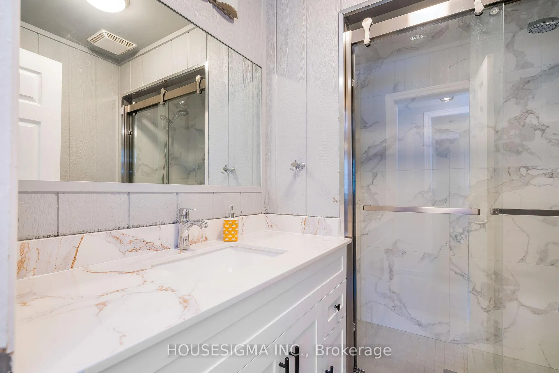 Photo 18 of 8892 Beachwood Road, Wasaga Beach — HOMEH