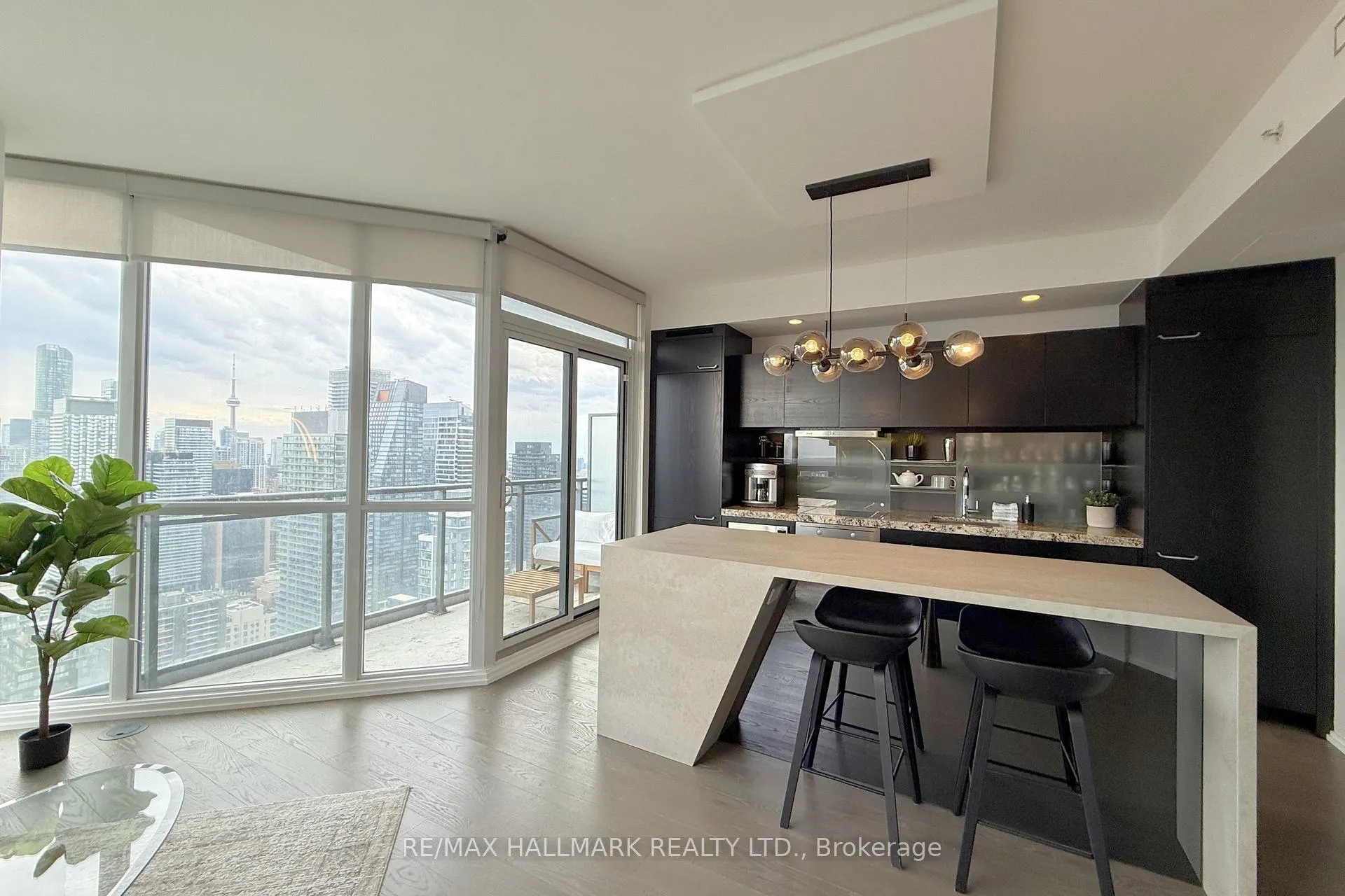 Photo 5 of Unit 4915, 45 Charles Street E, Toronto, Church-Yonge Corridor — HOMEH