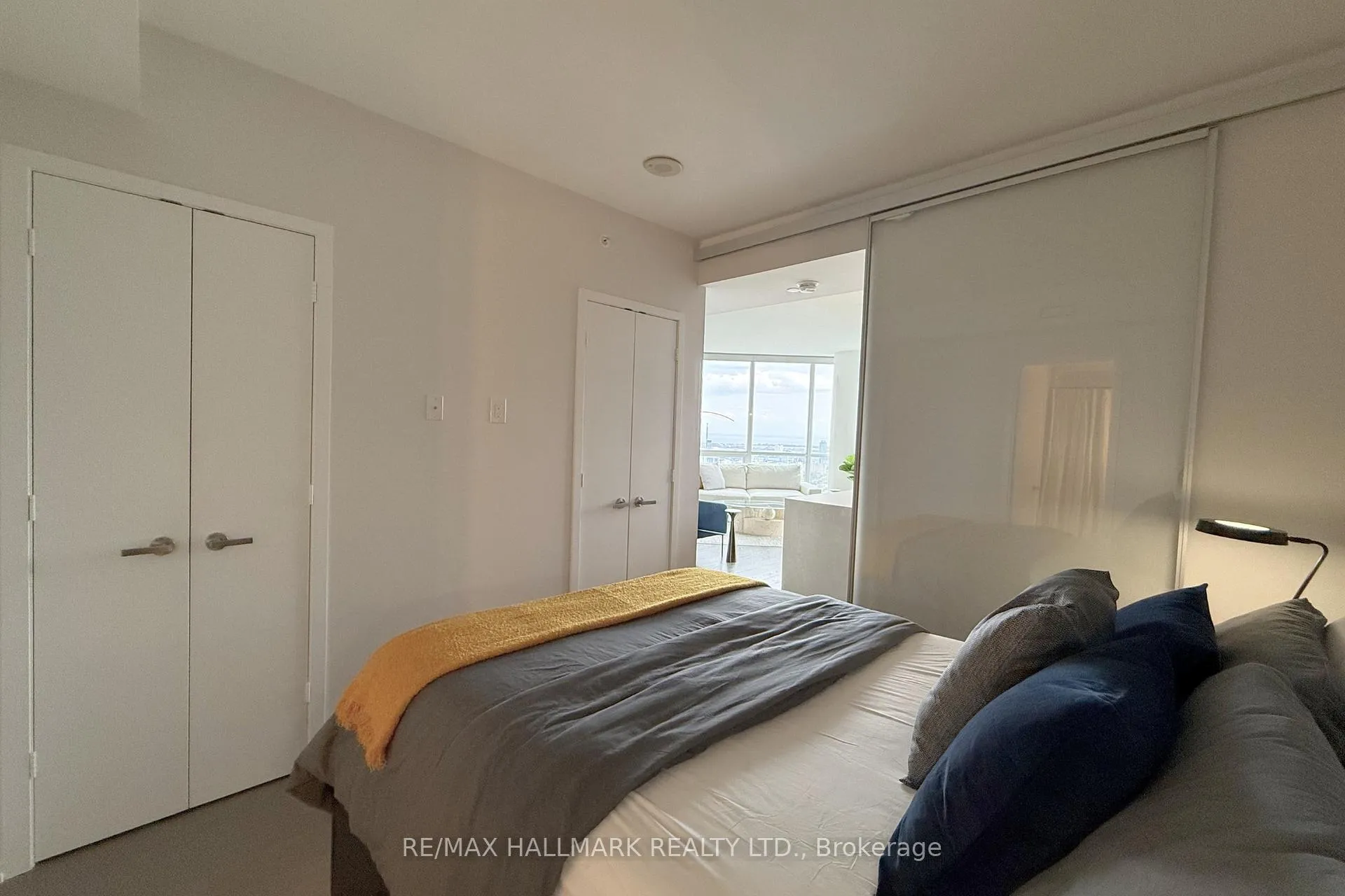 Photo 9 of Unit 4915, 45 Charles Street E, Toronto, Church-Yonge Corridor — HOMEH