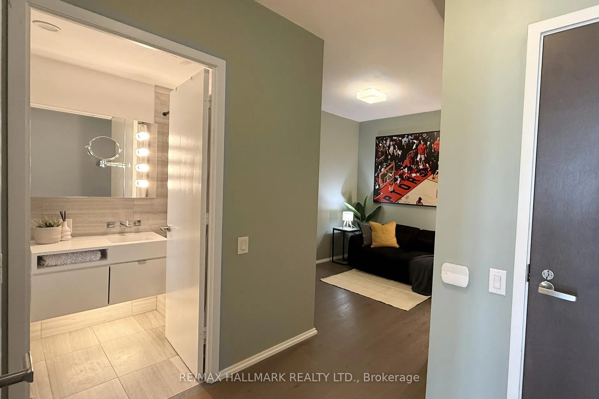 Photo 12 of Unit 4915, 45 Charles Street E, Toronto, Church-Yonge Corridor — HOMEH