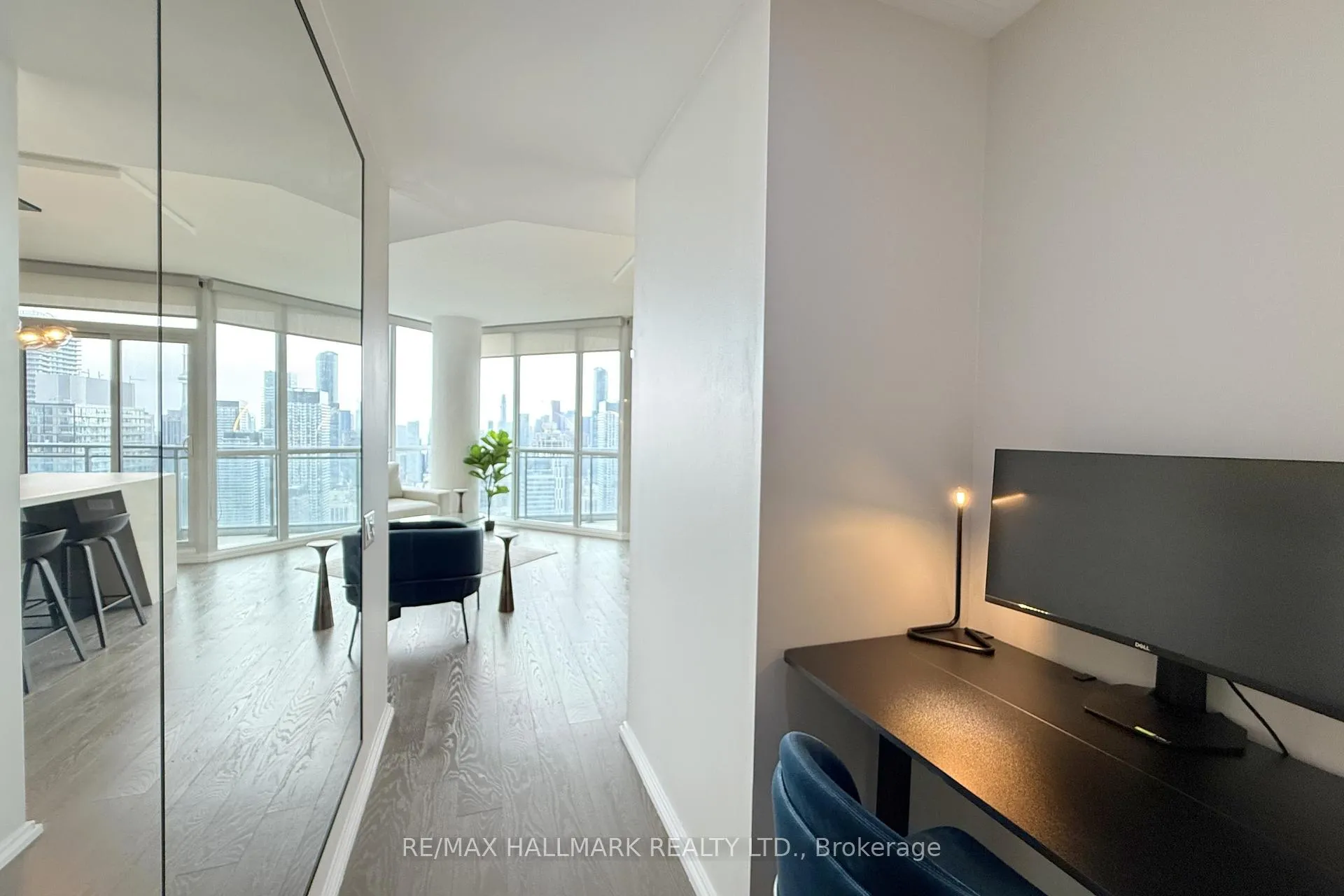 Photo 17 of Unit 4915, 45 Charles Street E, Toronto, Church-Yonge Corridor — HOMEH