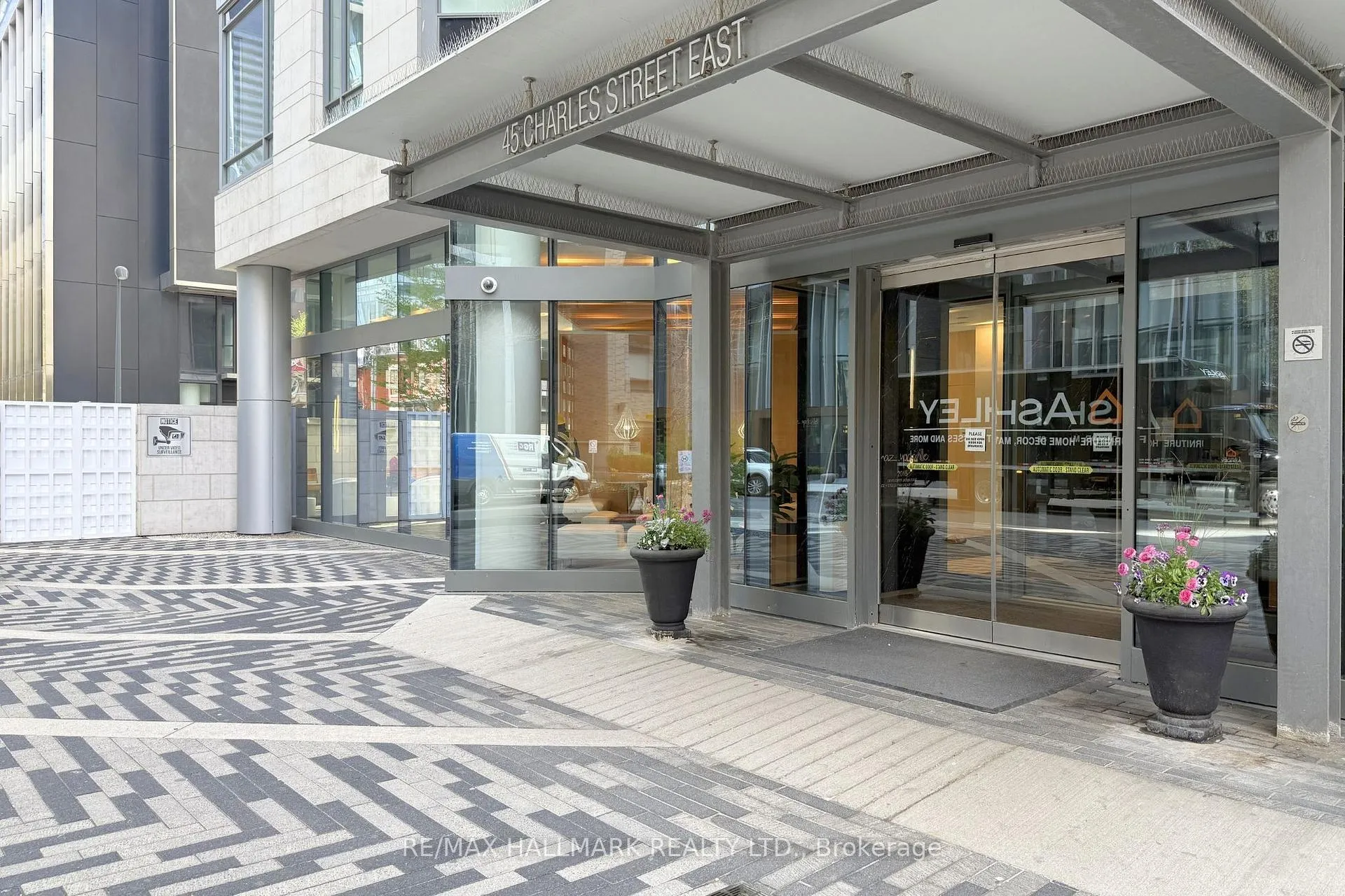 Photo 35 of Unit 4915, 45 Charles Street E, Toronto, Church-Yonge Corridor — HOMEH