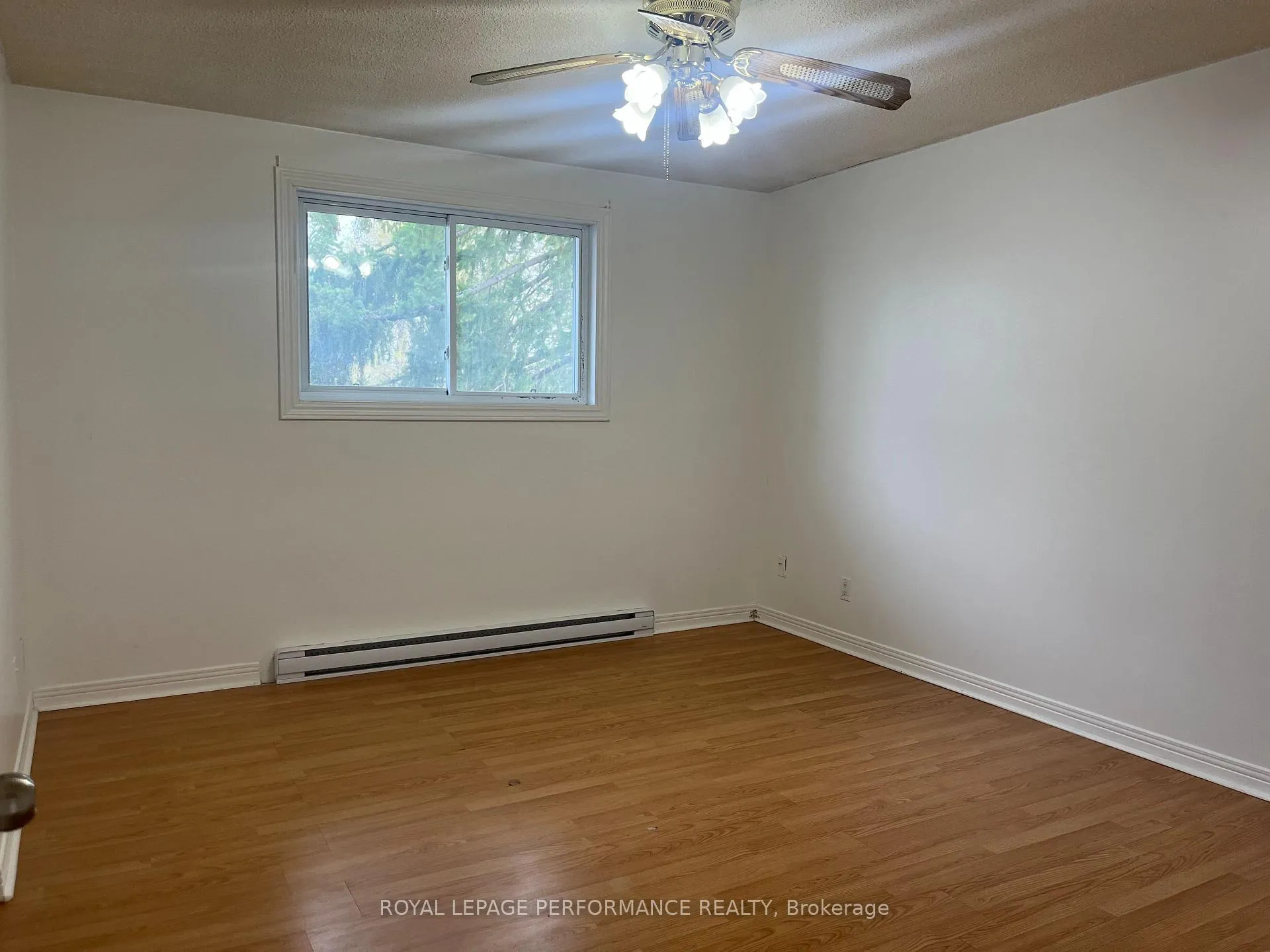 Photo 8 of 1702 Russell Road, Ottawa, Riverview Park — HOMEH