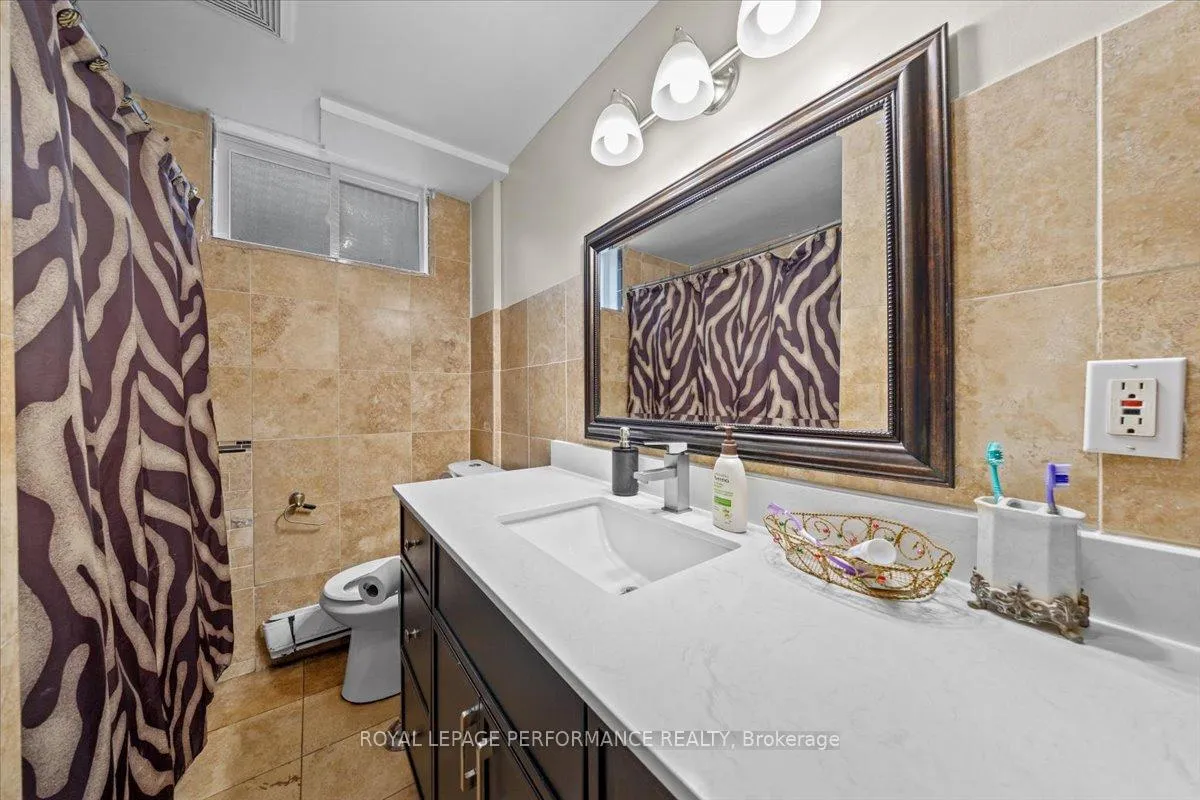 Photo 22 of 1702 Russell Road, Ottawa, Riverview Park — HOMEH