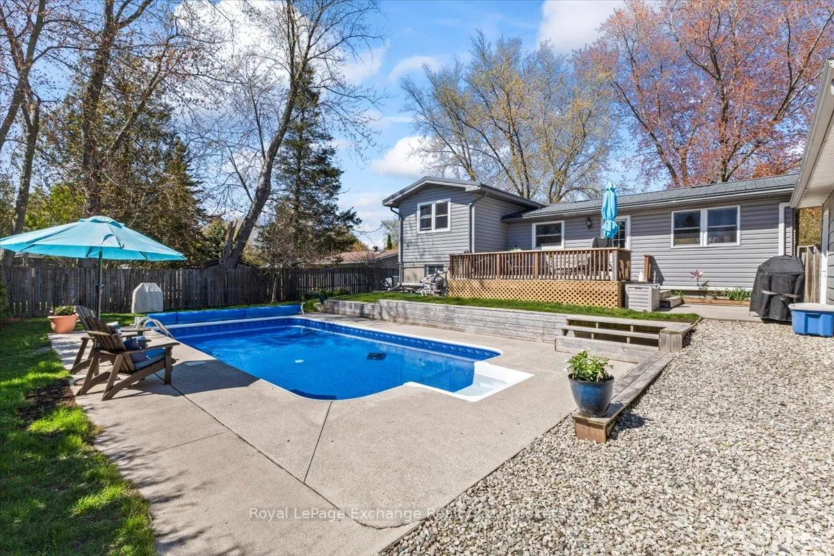 Photo 4 of 27 Inverlyn Crescent S, Kincardine — HOMEH