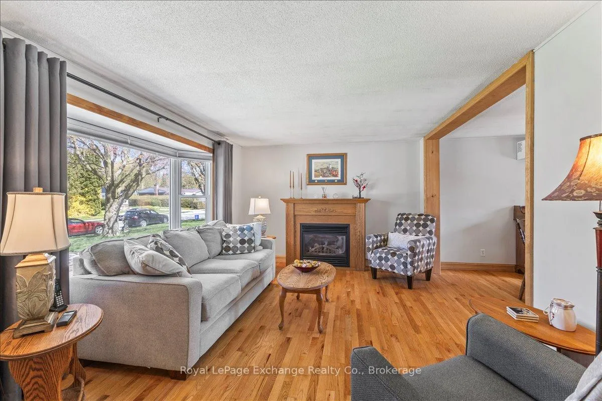 Photo 7 of 27 Inverlyn Crescent S, Kincardine — HOMEH