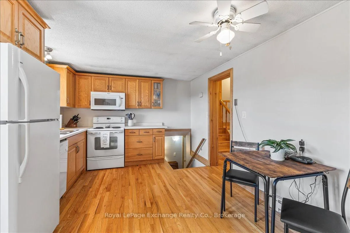 Photo 10 of 27 Inverlyn Crescent S, Kincardine — HOMEH