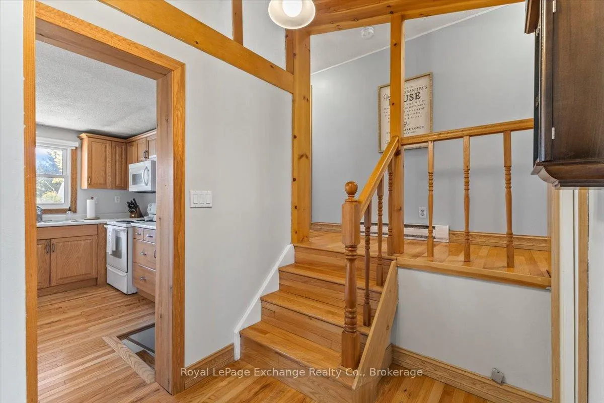 Photo 12 of 27 Inverlyn Crescent S, Kincardine — HOMEH