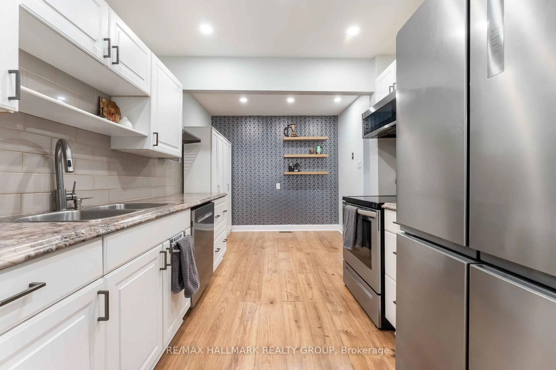 Photo 12 of Unit 32, 6463 Timothy Court, Ottawa, Convent Glen North — HOMEH