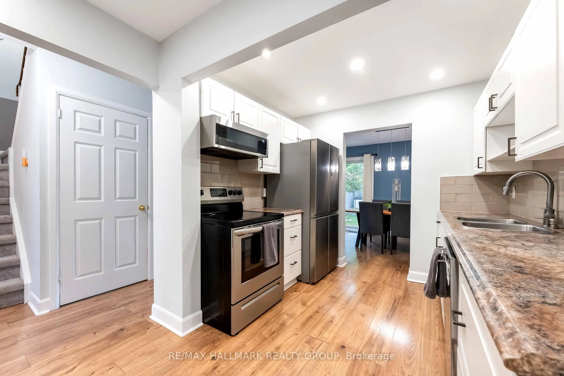 Photo 15 of Unit 32, 6463 Timothy Court, Ottawa, Convent Glen North — HOMEH