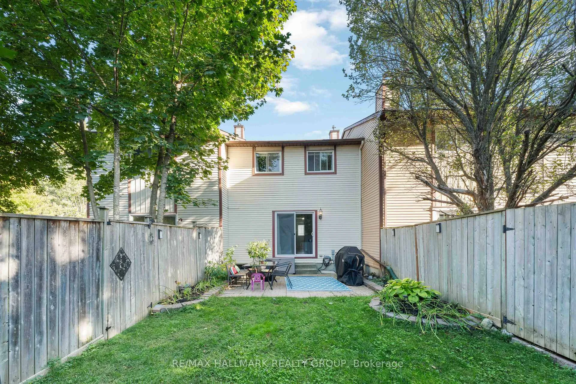 Photo 38 of Unit 32, 6463 Timothy Court, Ottawa, Convent Glen North — HOMEH