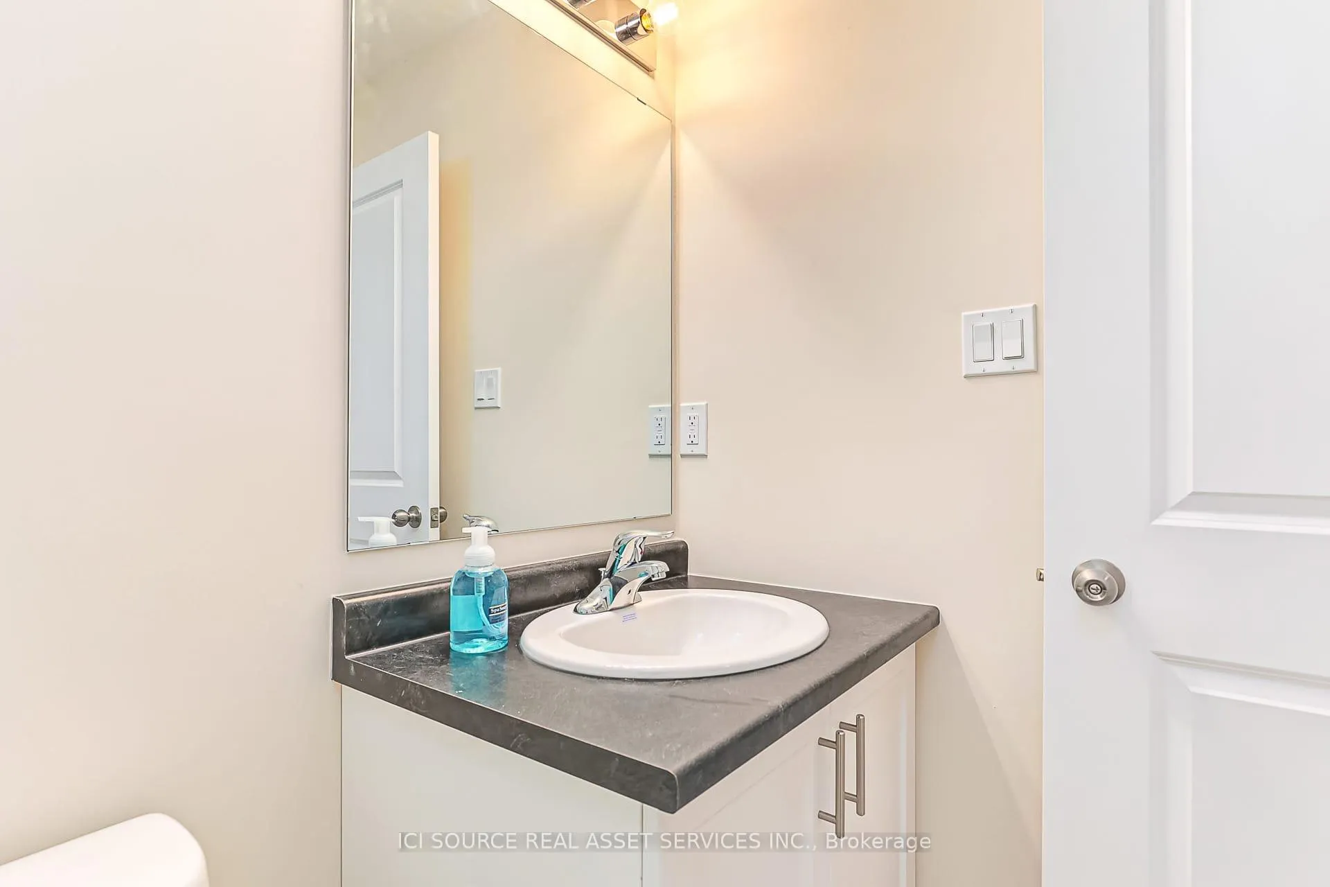 Photo 14 of 207 Equality Drive, Meaford — HOMEH