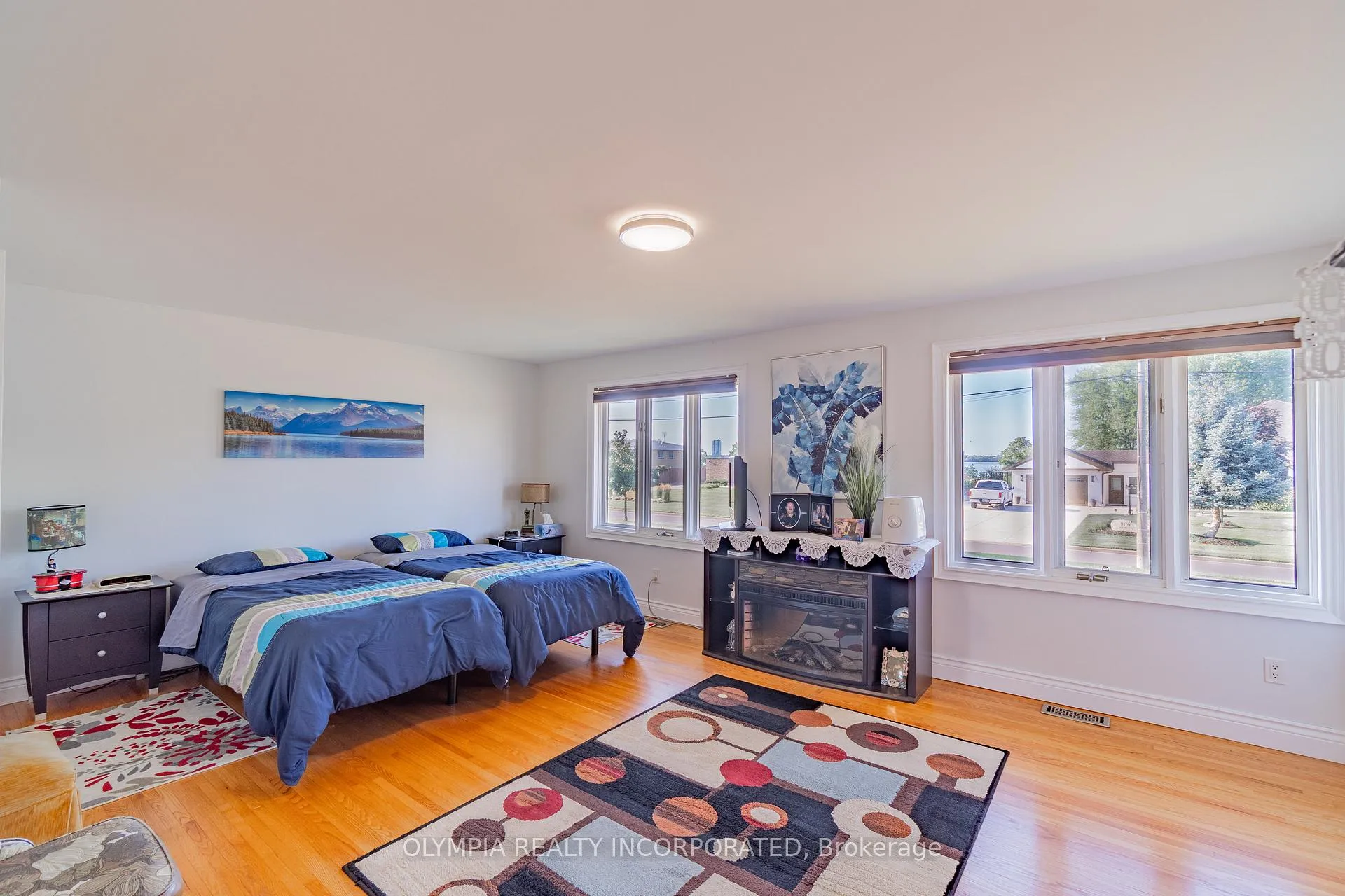 Photo 10 of 8133 Sarah Street, Niagara Falls, Chippawa — HOMEH