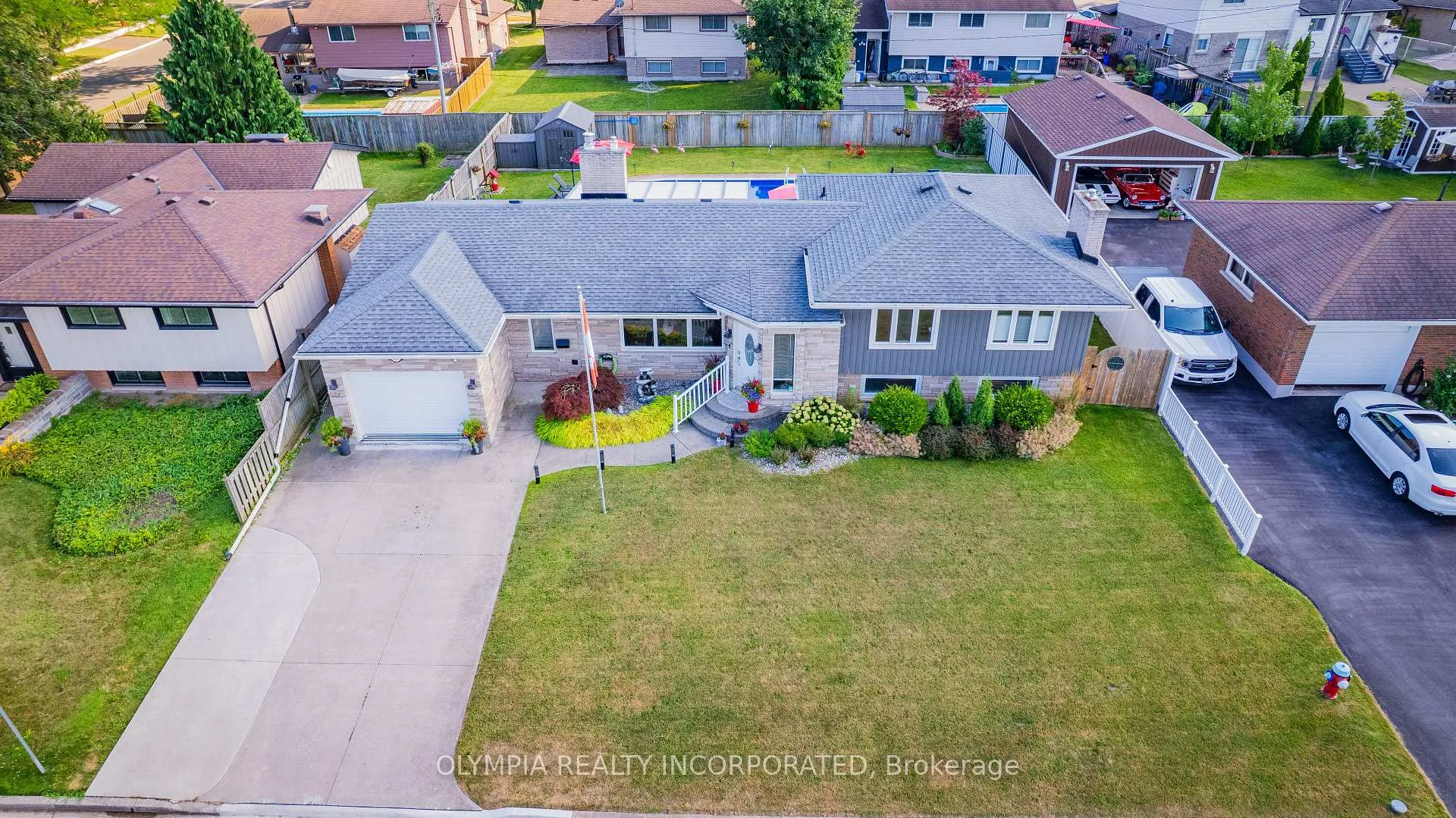 Photo 26 of 8133 Sarah Street, Niagara Falls, Chippawa — HOMEH