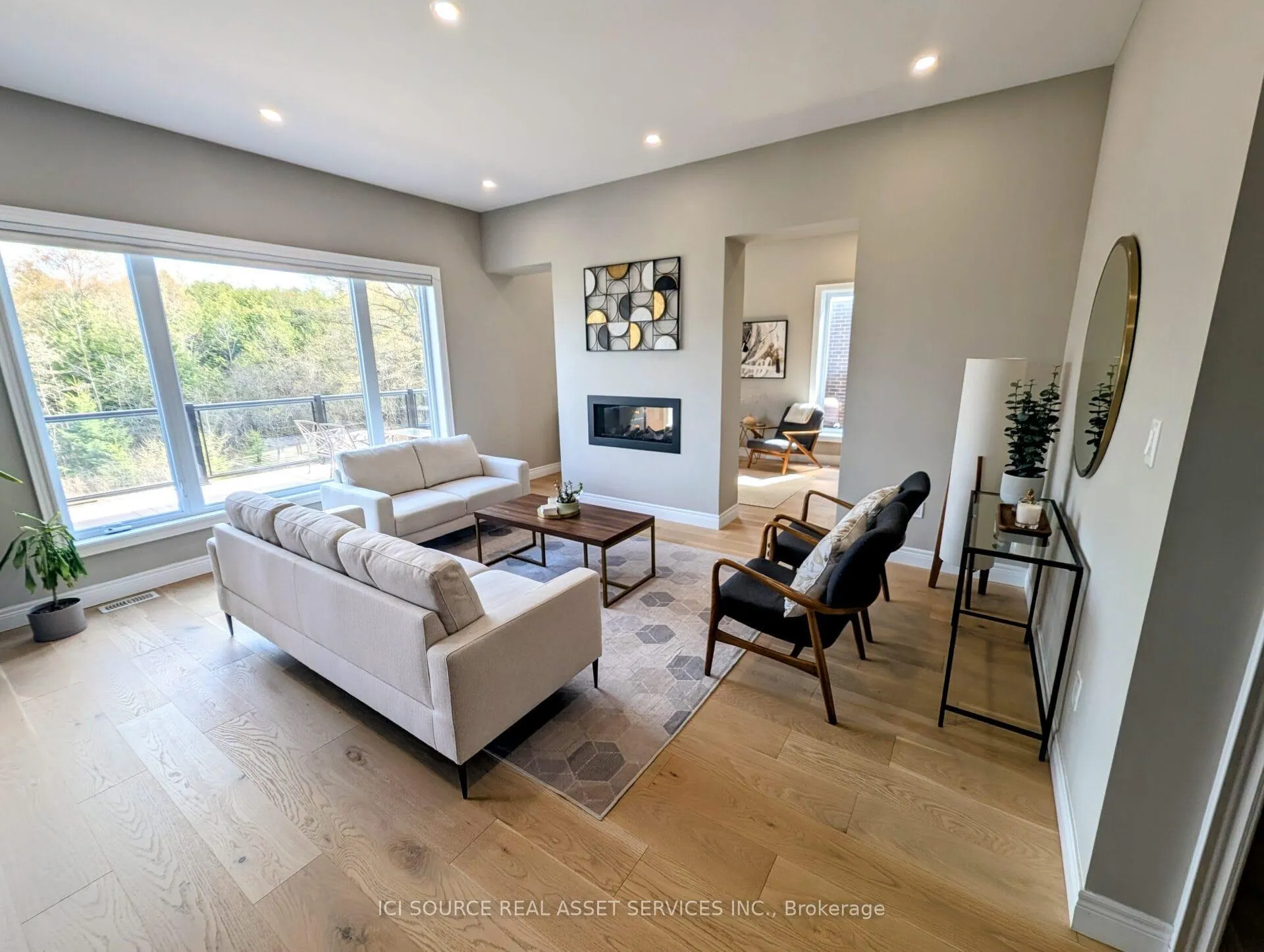 Photo 5 of 183 Ambrous Crescent, Guelph, Kortright East — HOMEH