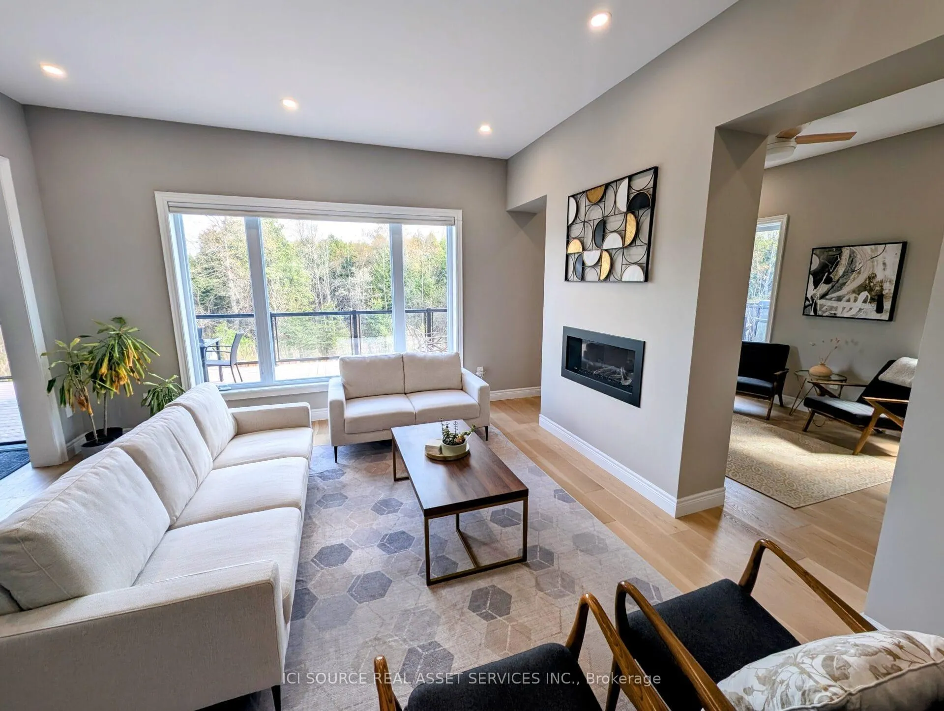 Photo 6 of 183 Ambrous Crescent, Guelph, Kortright East — HOMEH