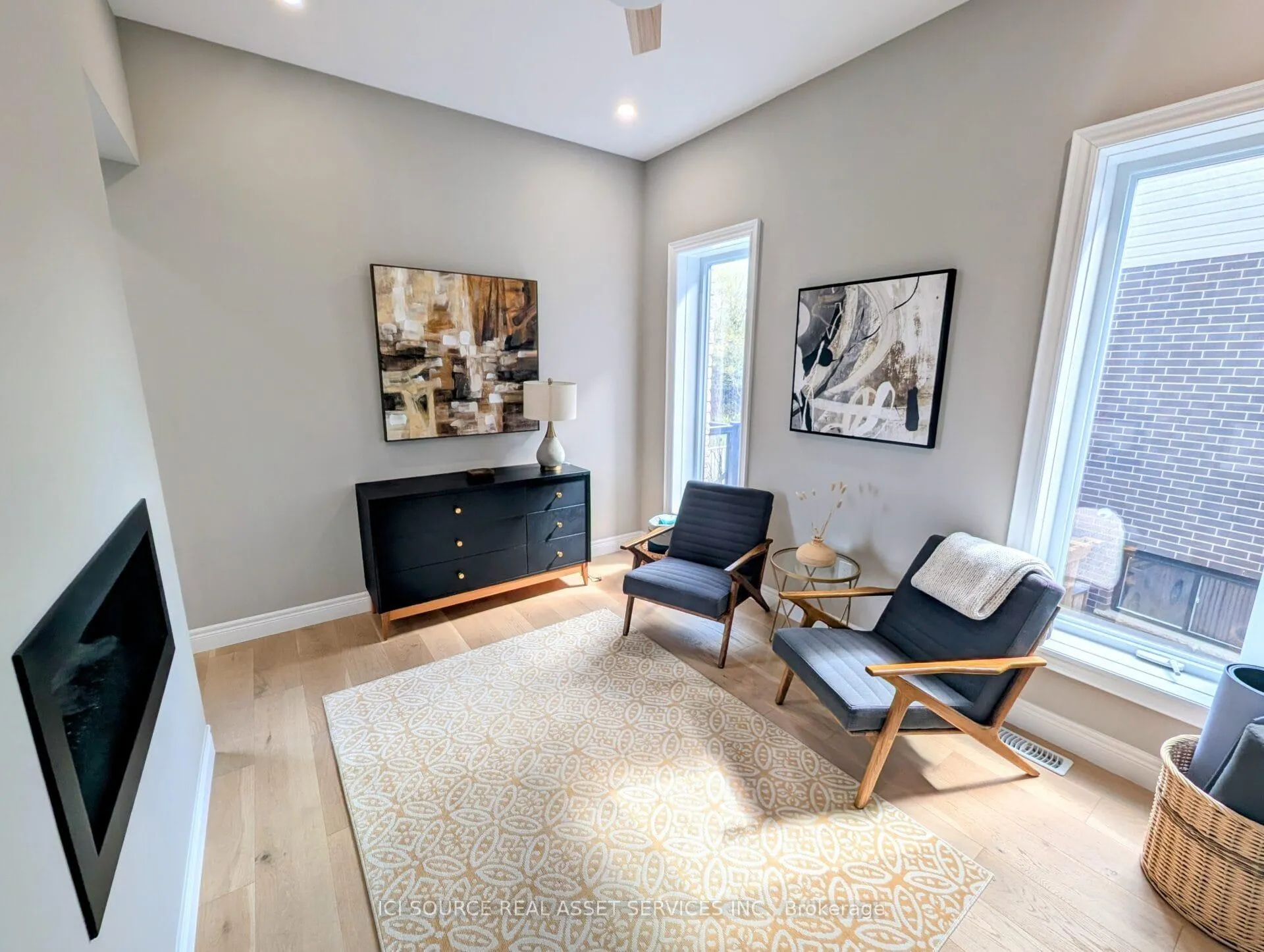 Photo 7 of 183 Ambrous Crescent, Guelph, Kortright East — HOMEH