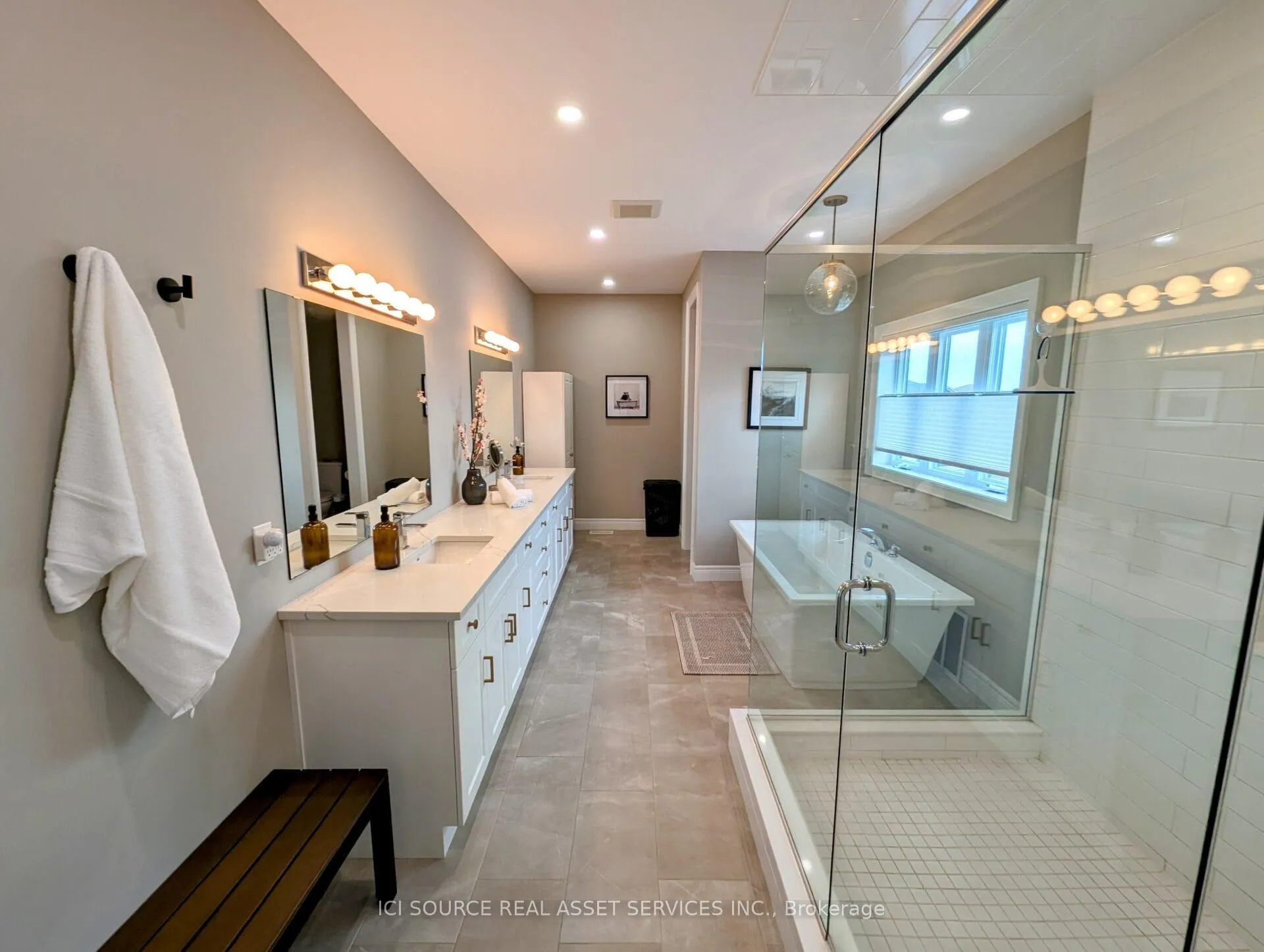 Photo 15 of 183 Ambrous Crescent, Guelph, Kortright East — HOMEH