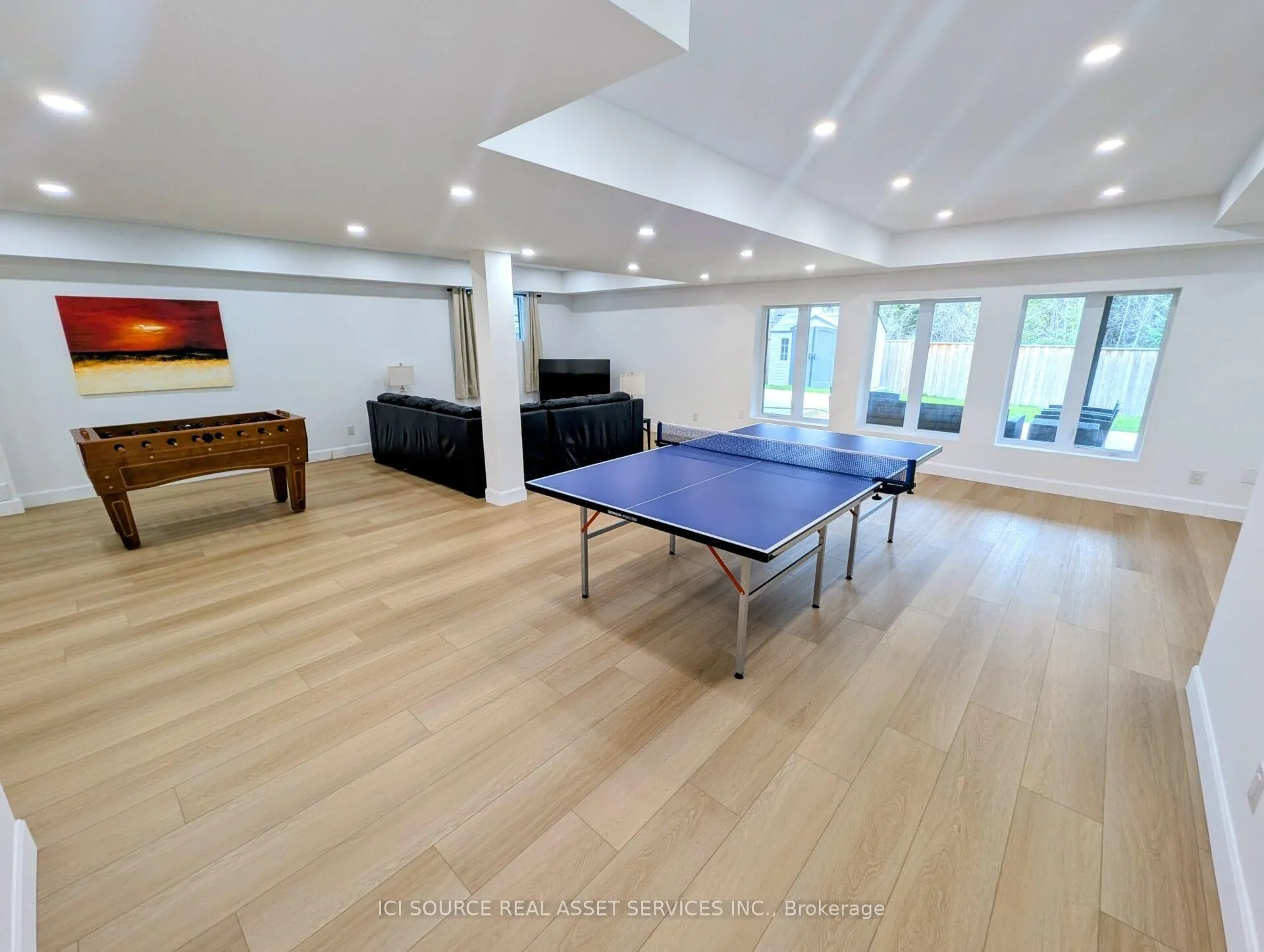 Photo 25 of 183 Ambrous Crescent, Guelph, Kortright East — HOMEH