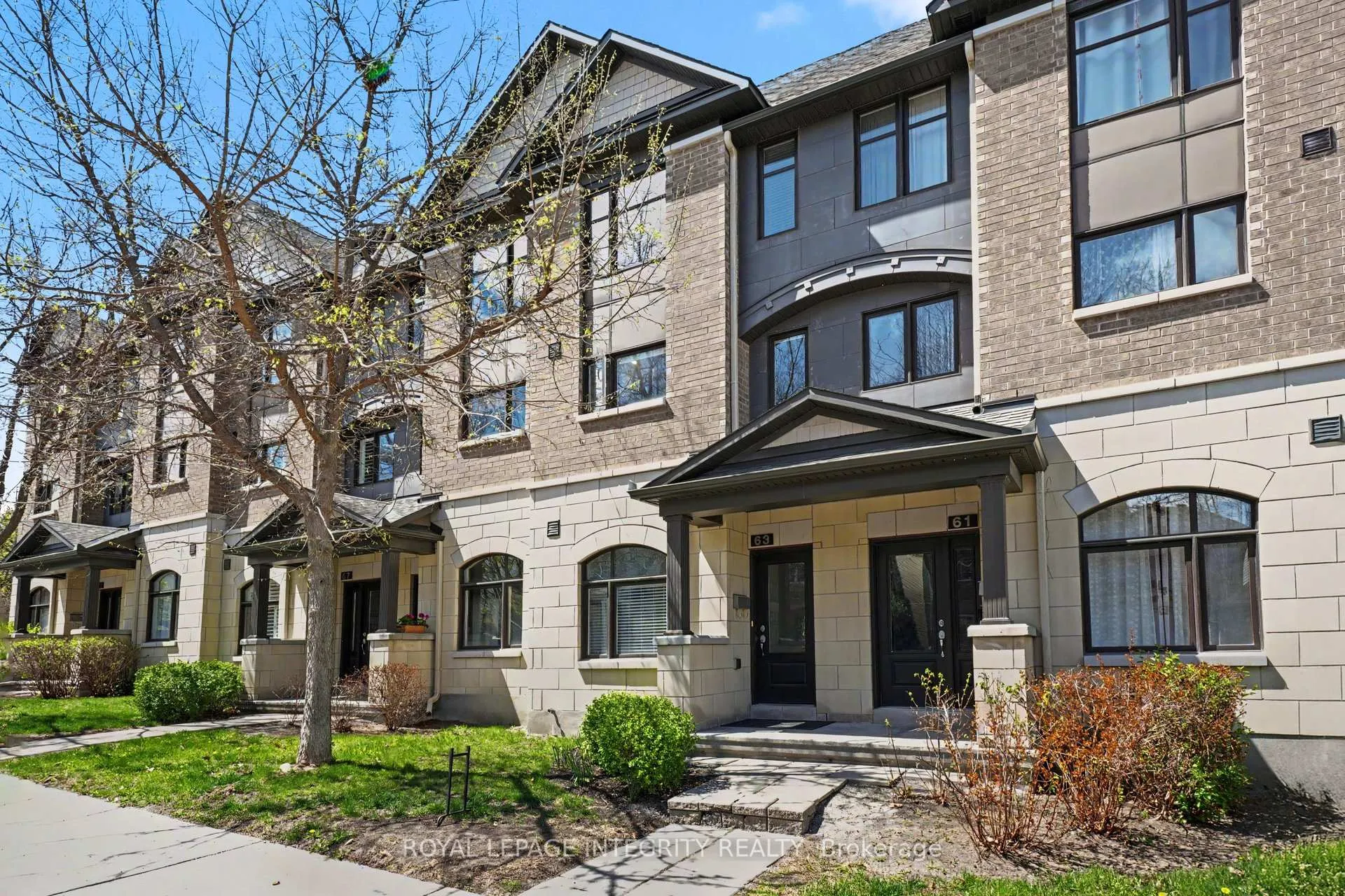 Photo 3 of Unit 40, 63 Mersey Drive, Ottawa, Kanata - Morgan's Grant/South March — HOMEH
