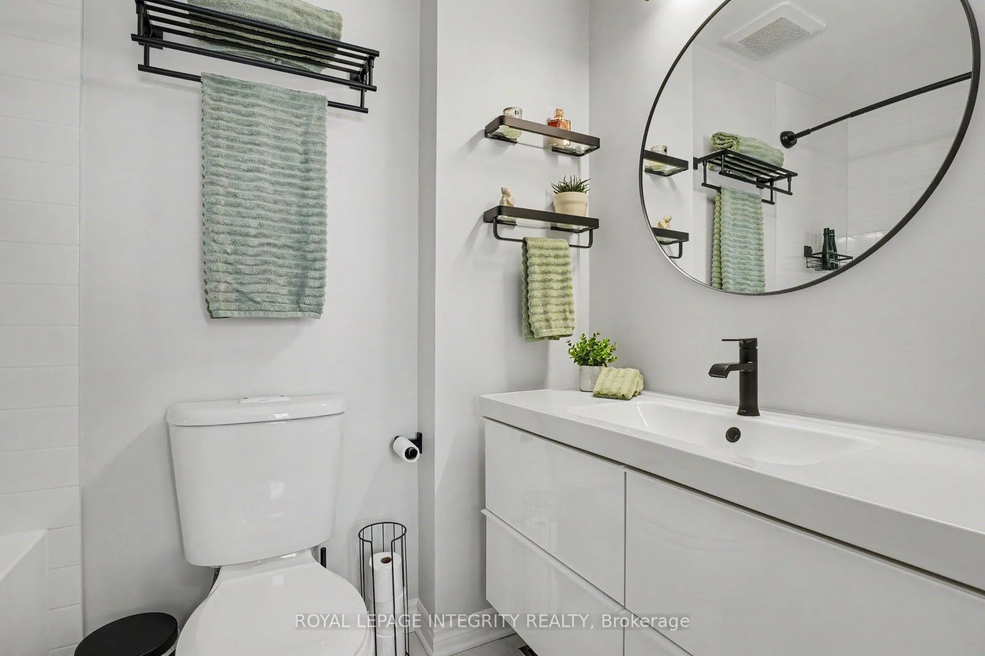Photo 24 of Unit 40, 63 Mersey Drive, Ottawa, Kanata - Morgan's Grant/South March — HOMEH
