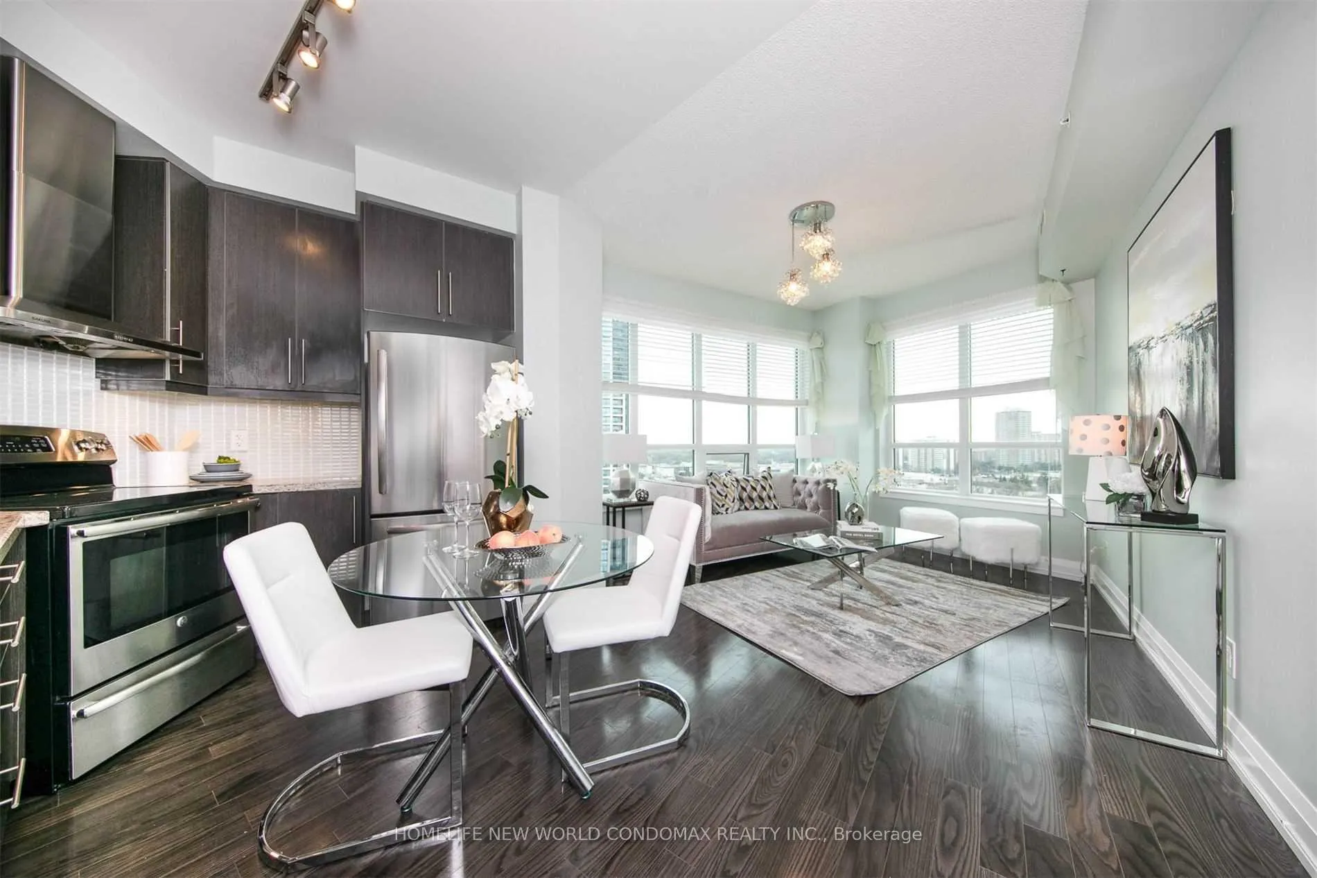 Photo 2 of Unit 1126, 7161 Yonge Street, Markham, Thornhill — HOMEH