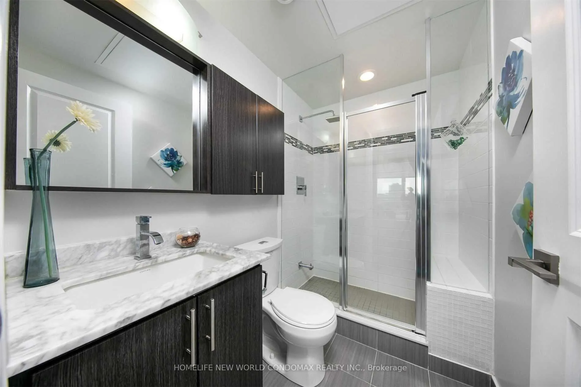 Photo 6 of Unit 1126, 7161 Yonge Street, Markham, Thornhill — HOMEH