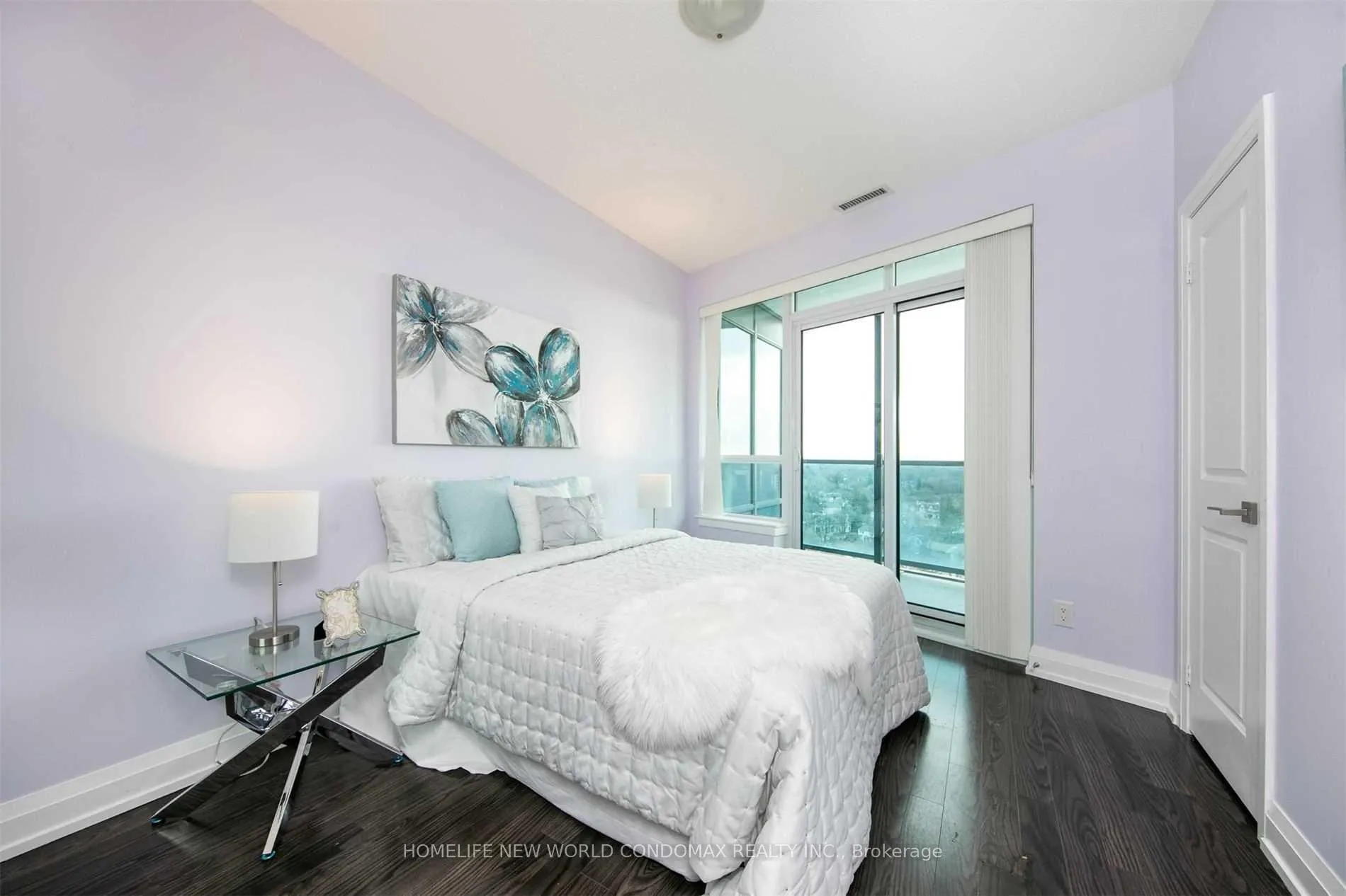 Photo 7 of Unit 1126, 7161 Yonge Street, Markham, Thornhill — HOMEH