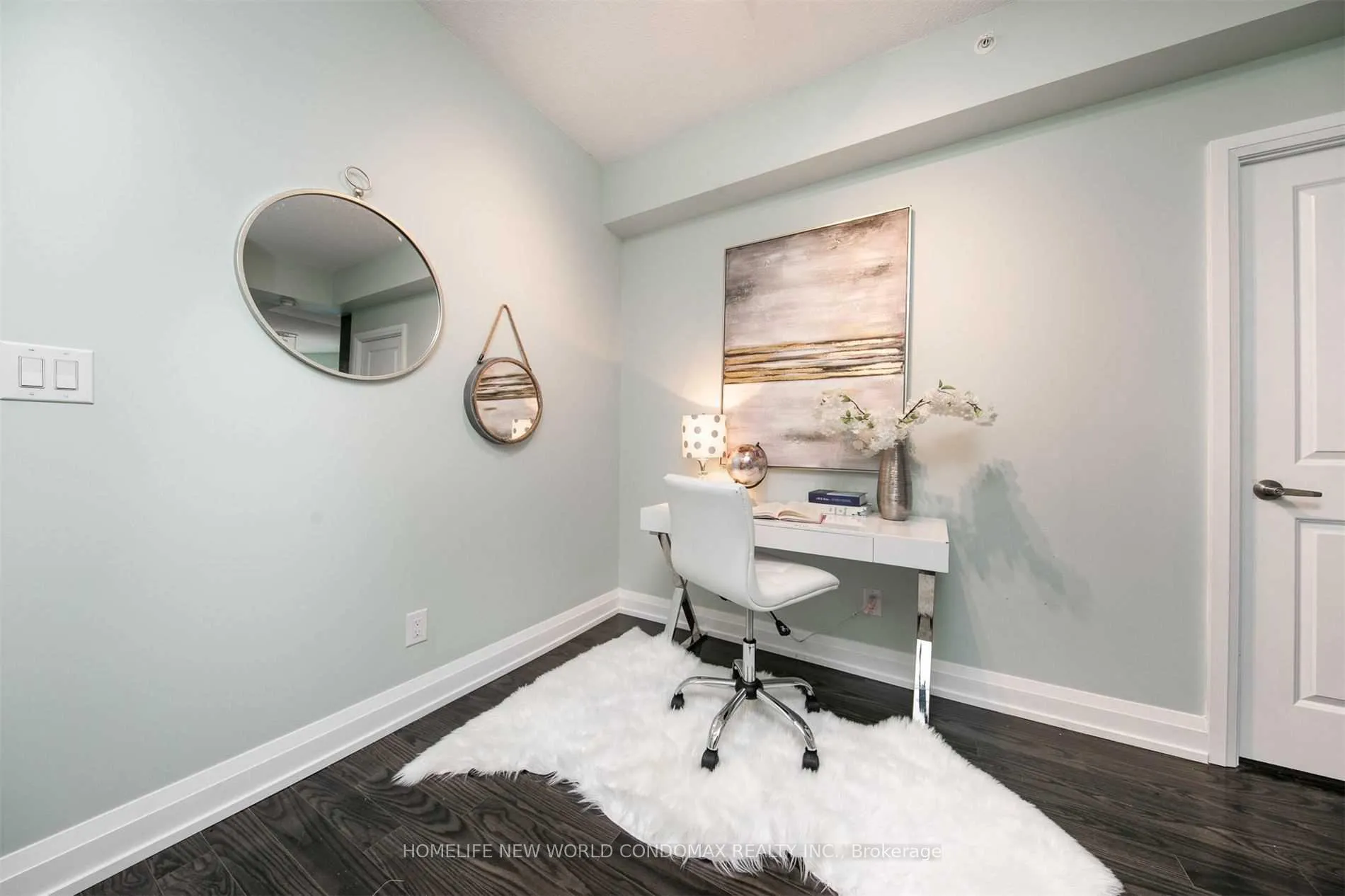 Photo 9 of Unit 1126, 7161 Yonge Street, Markham, Thornhill — HOMEH