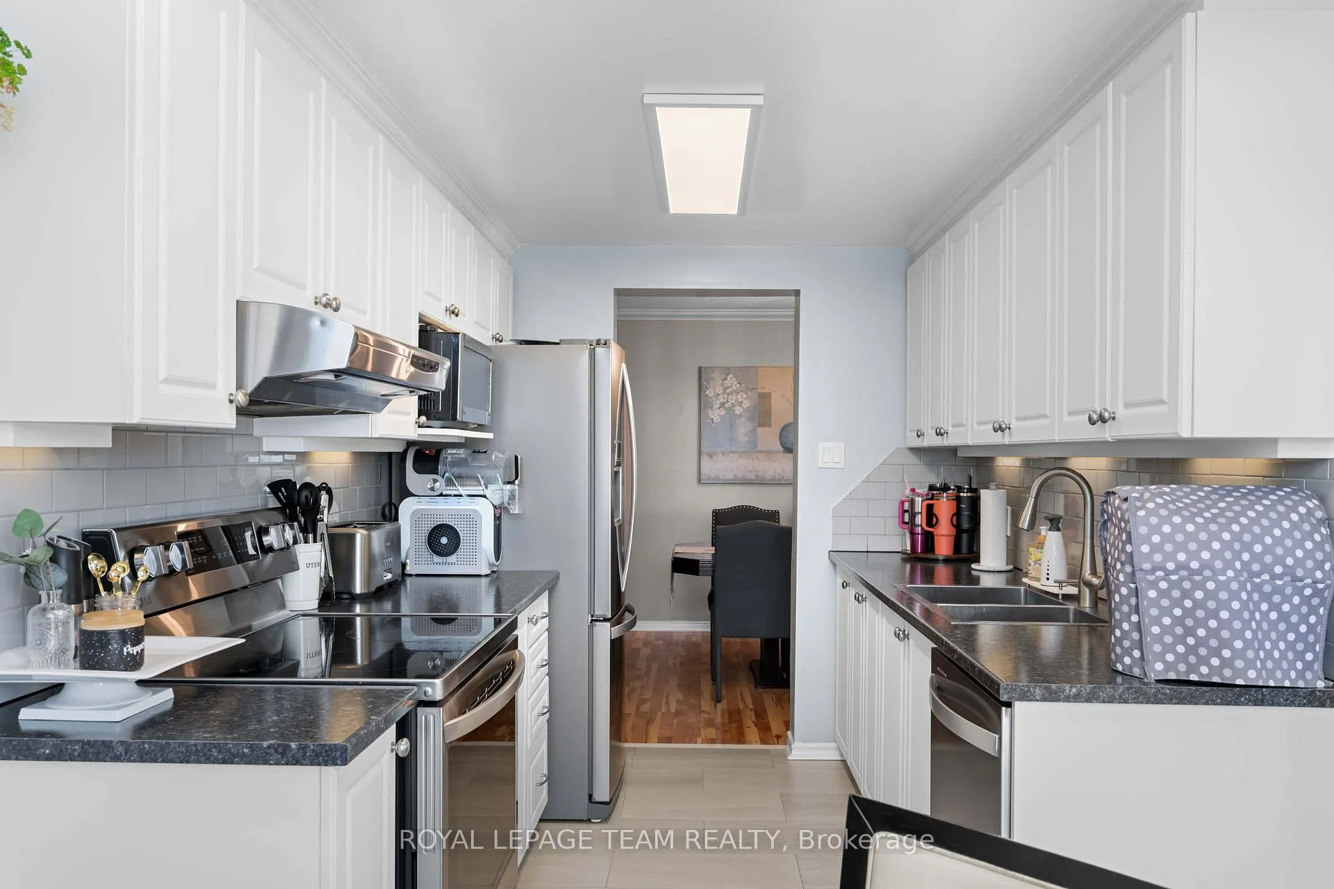 Photo 19 of 646 Casabella Drive, Ottawa, Avalon East — HOMEH
